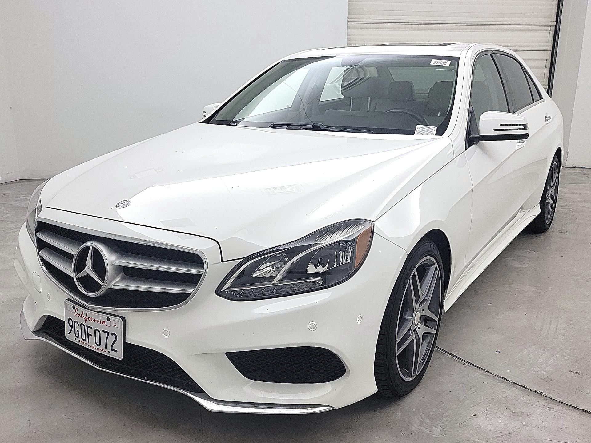 Thumbnail: 2016 Mercedes-Benz E-Class - 3