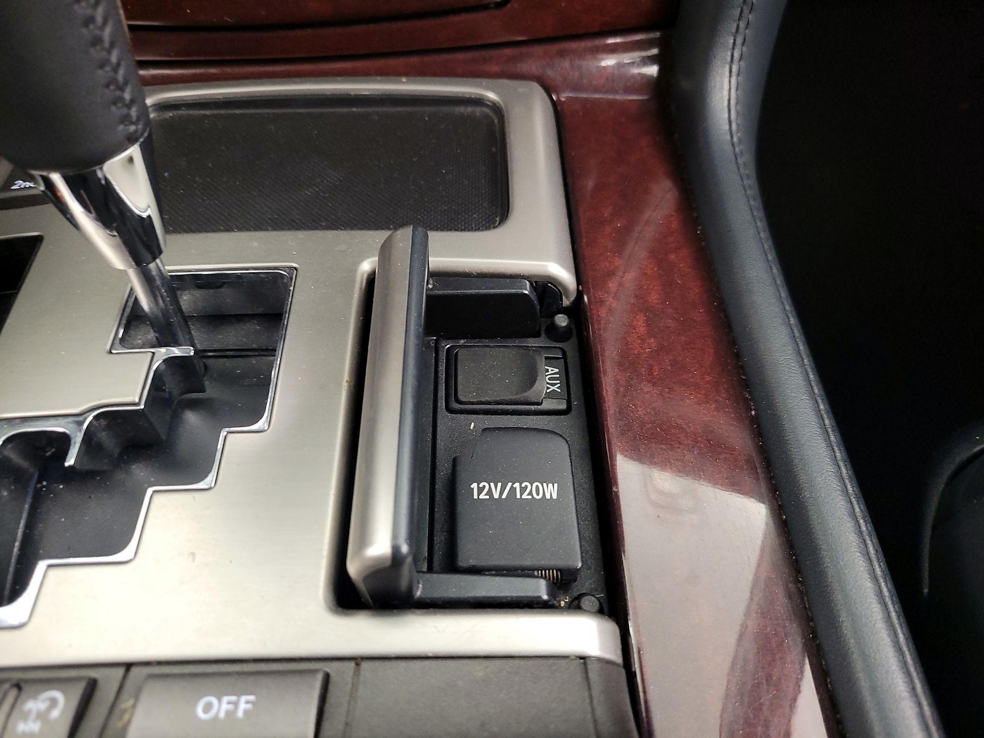 Thumbnail: 2014 Lexus LX - 17
