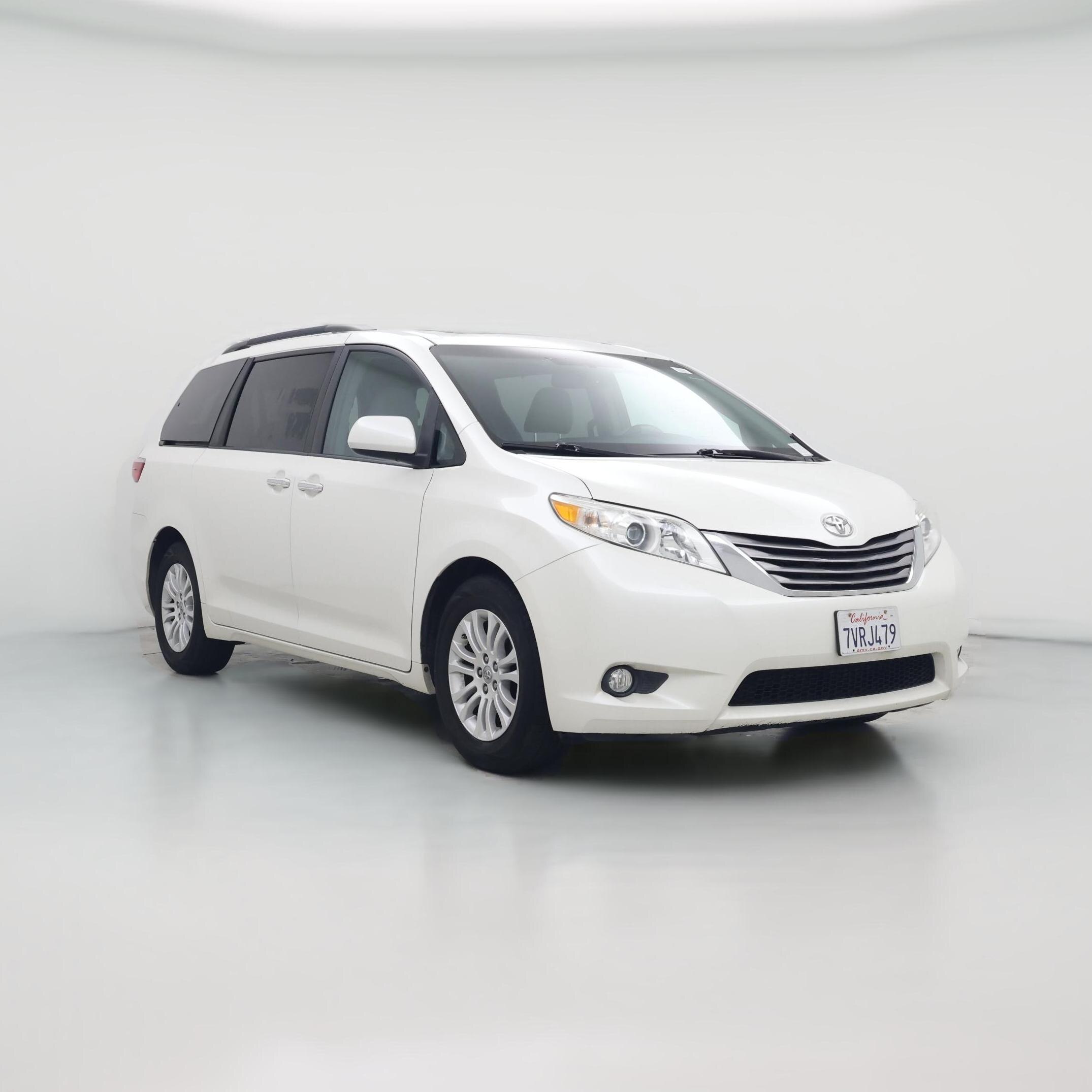 Thumbnail: 2017 Toyota Sienna - 1