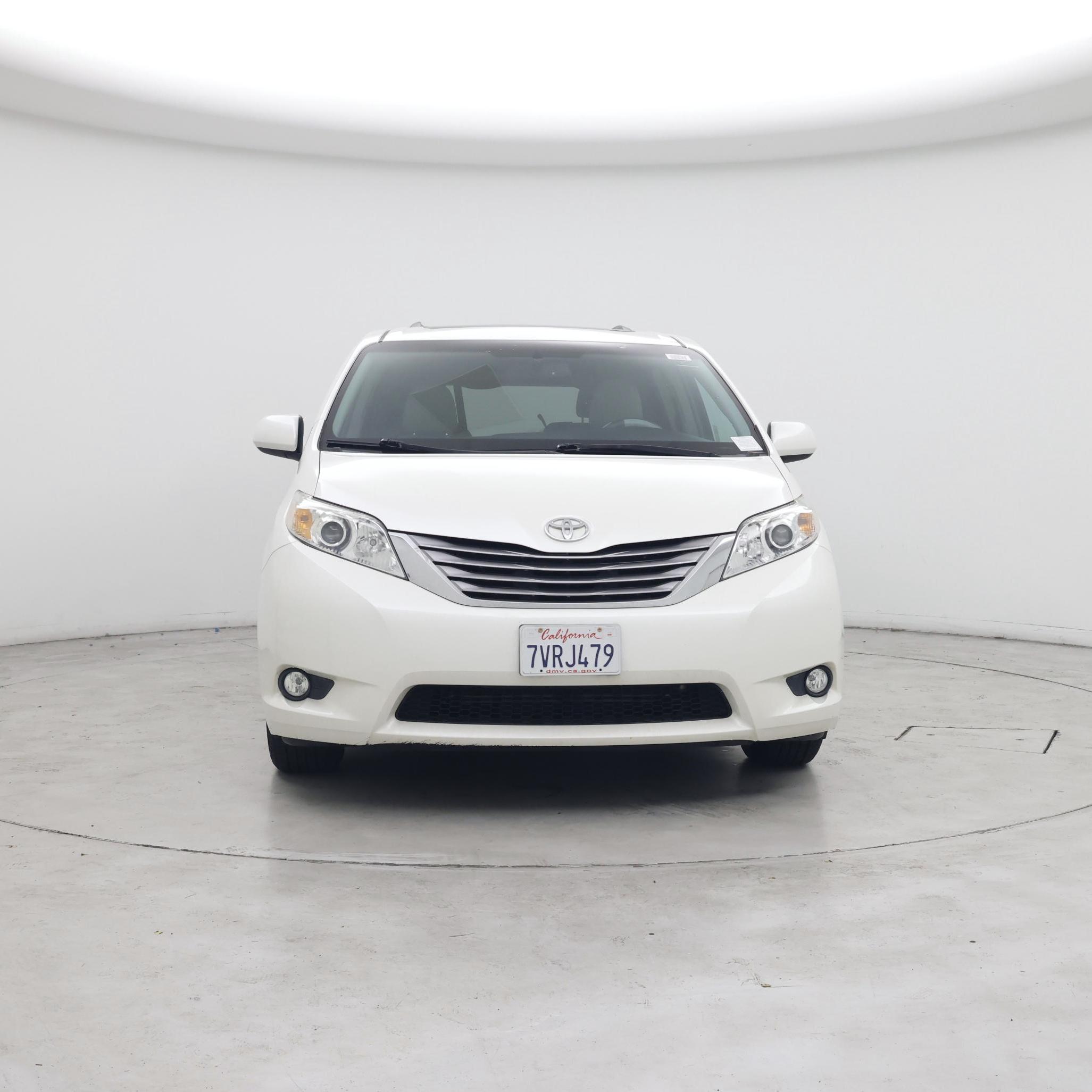 Thumbnail: 2017 Toyota Sienna - 5