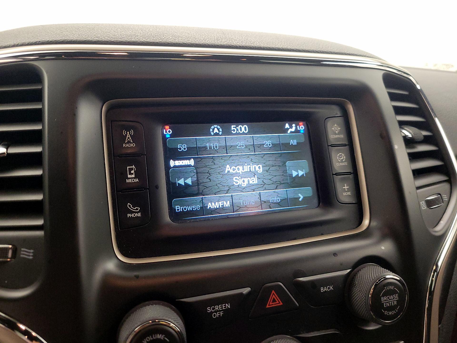 Thumbnail: 2015 Jeep Grand Cherokee - 14