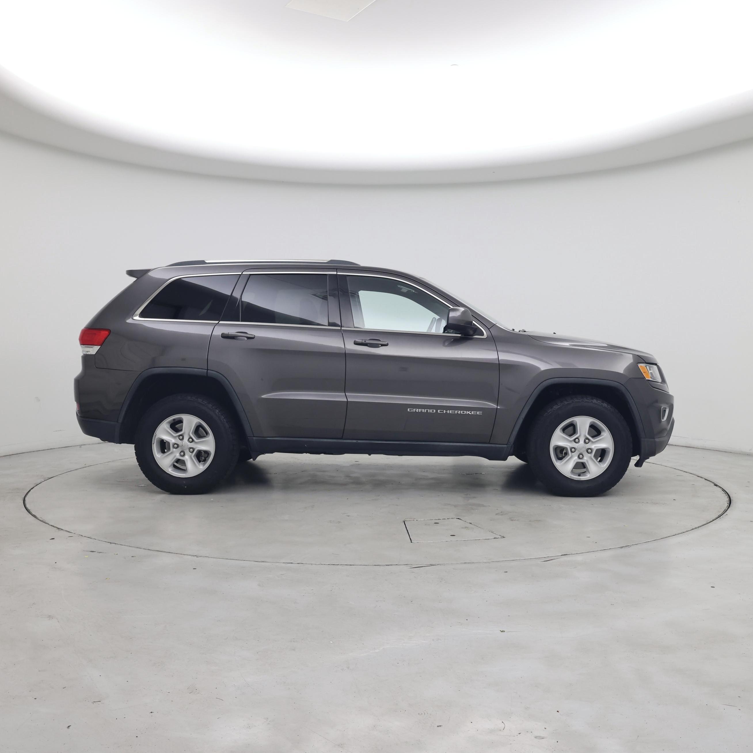 Thumbnail: 2015 Jeep Grand Cherokee - 7