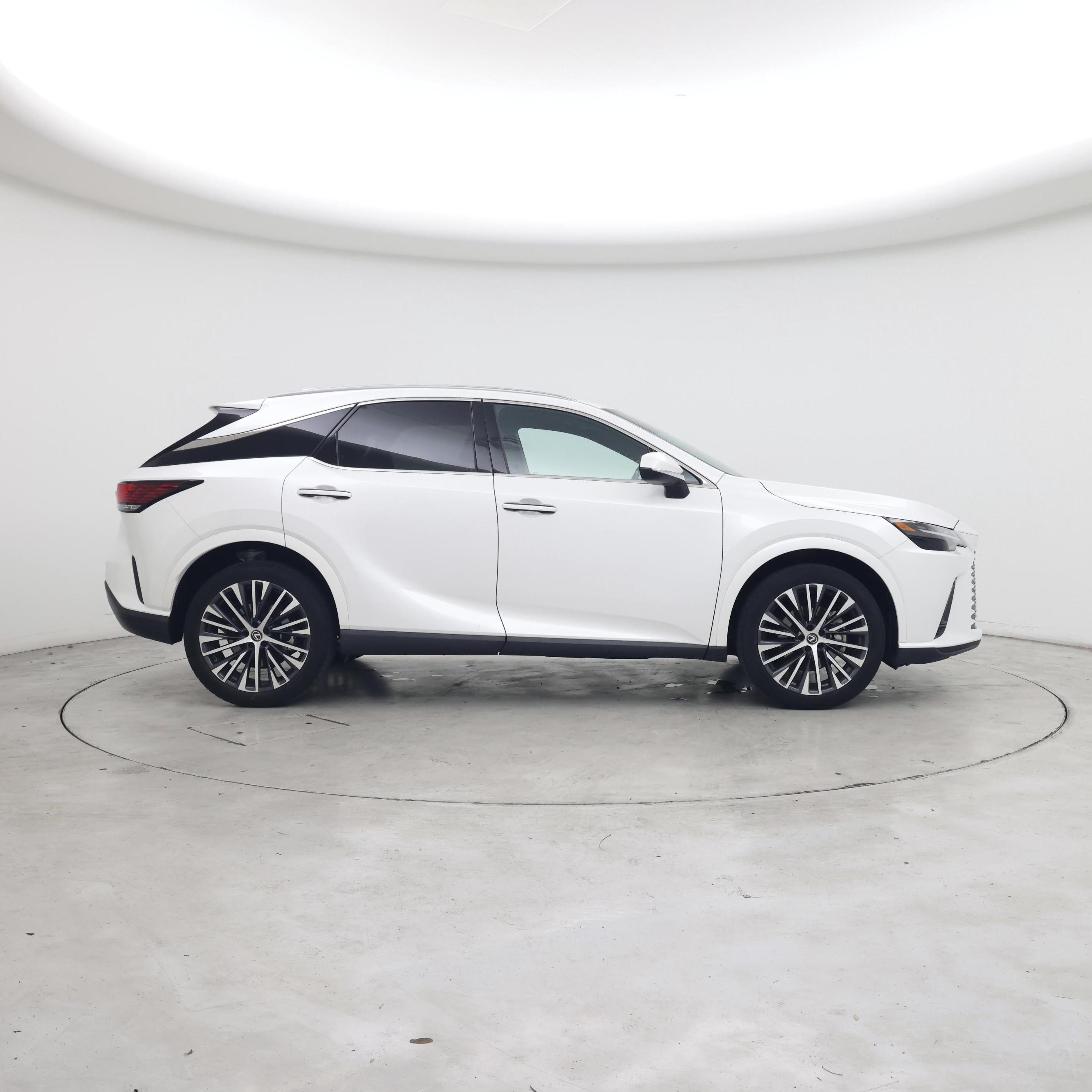 Thumbnail: 2023 Lexus RX - 7