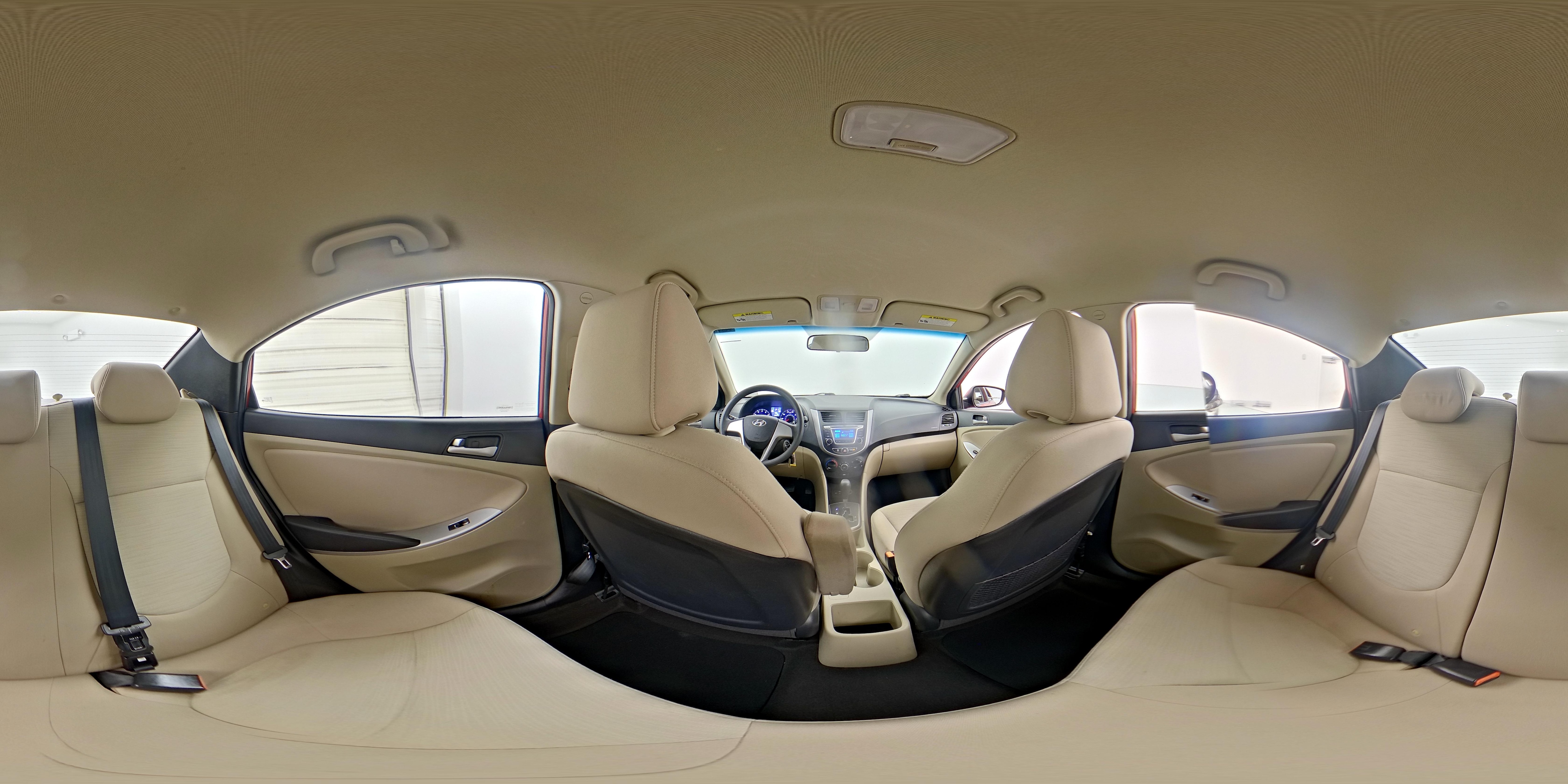2017 Hyundai Accent SE - Photo 24
