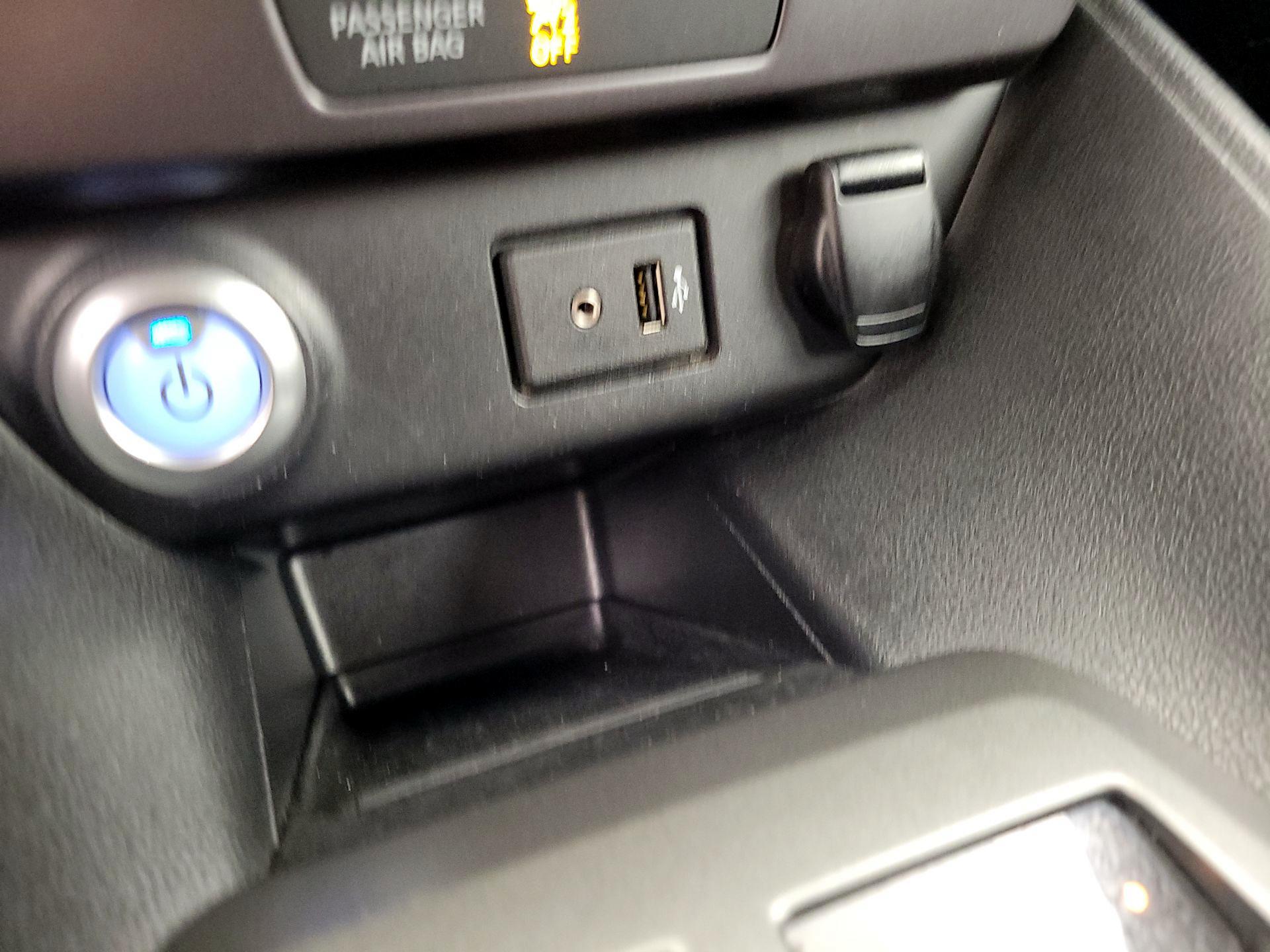 Thumbnail: 2019 Nissan Leaf - 18
