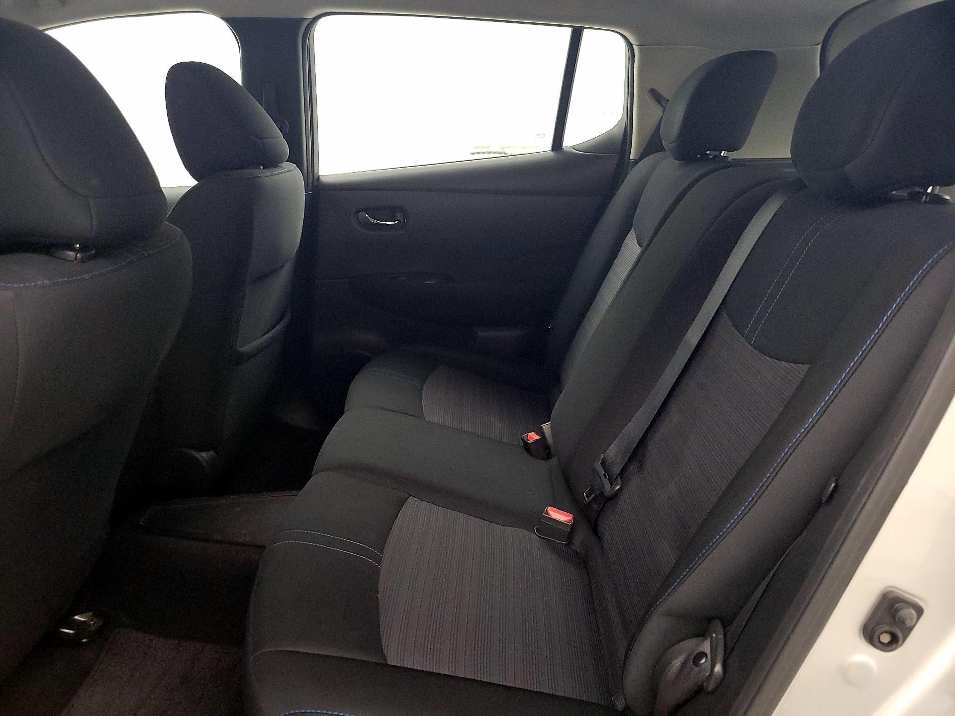 Thumbnail: 2019 Nissan Leaf - 19