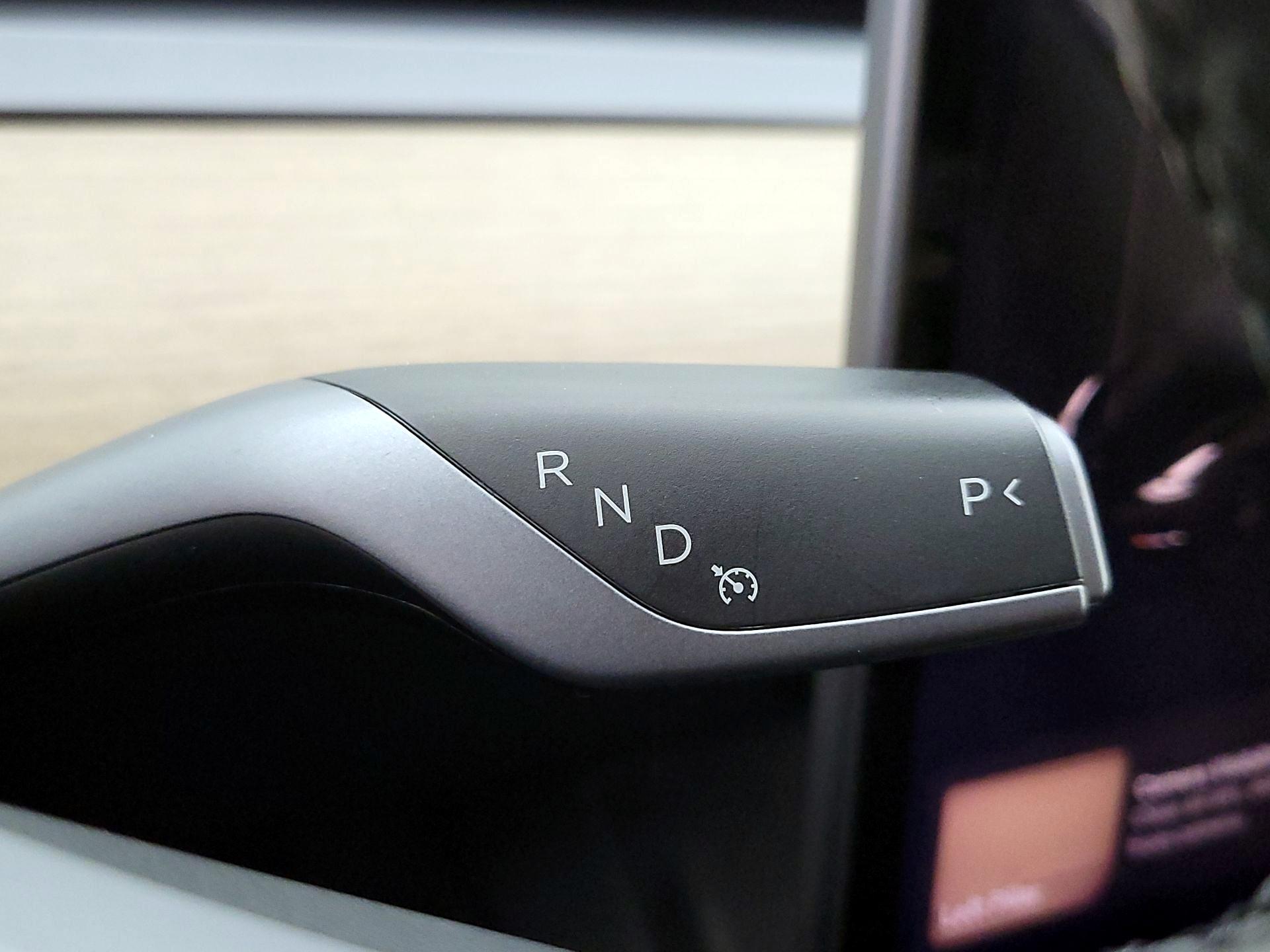 Thumbnail: 2023 Tesla Model 3 - 17