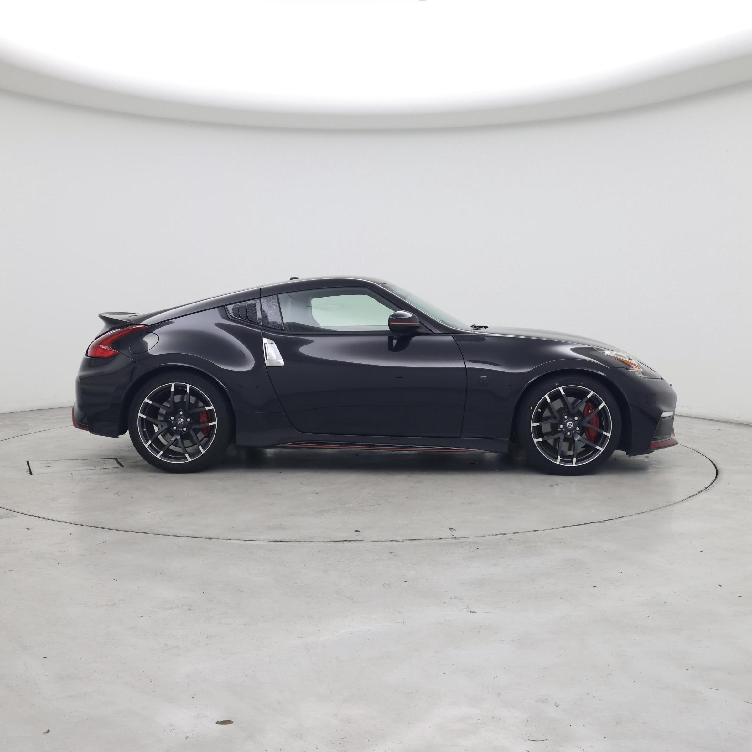 Thumbnail: 2018 Nissan Z - 7