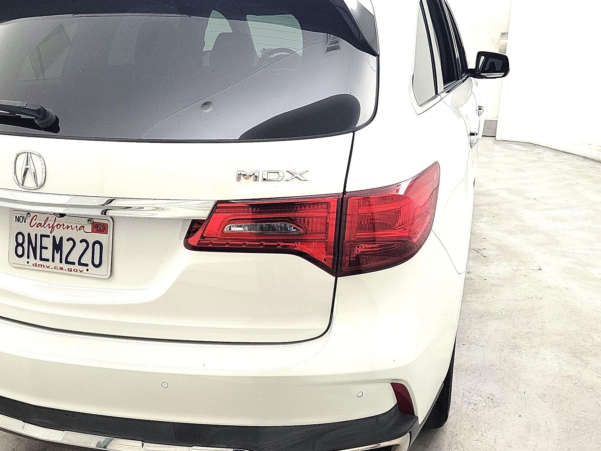 Thumbnail: 2020 Acura MDX - 5
