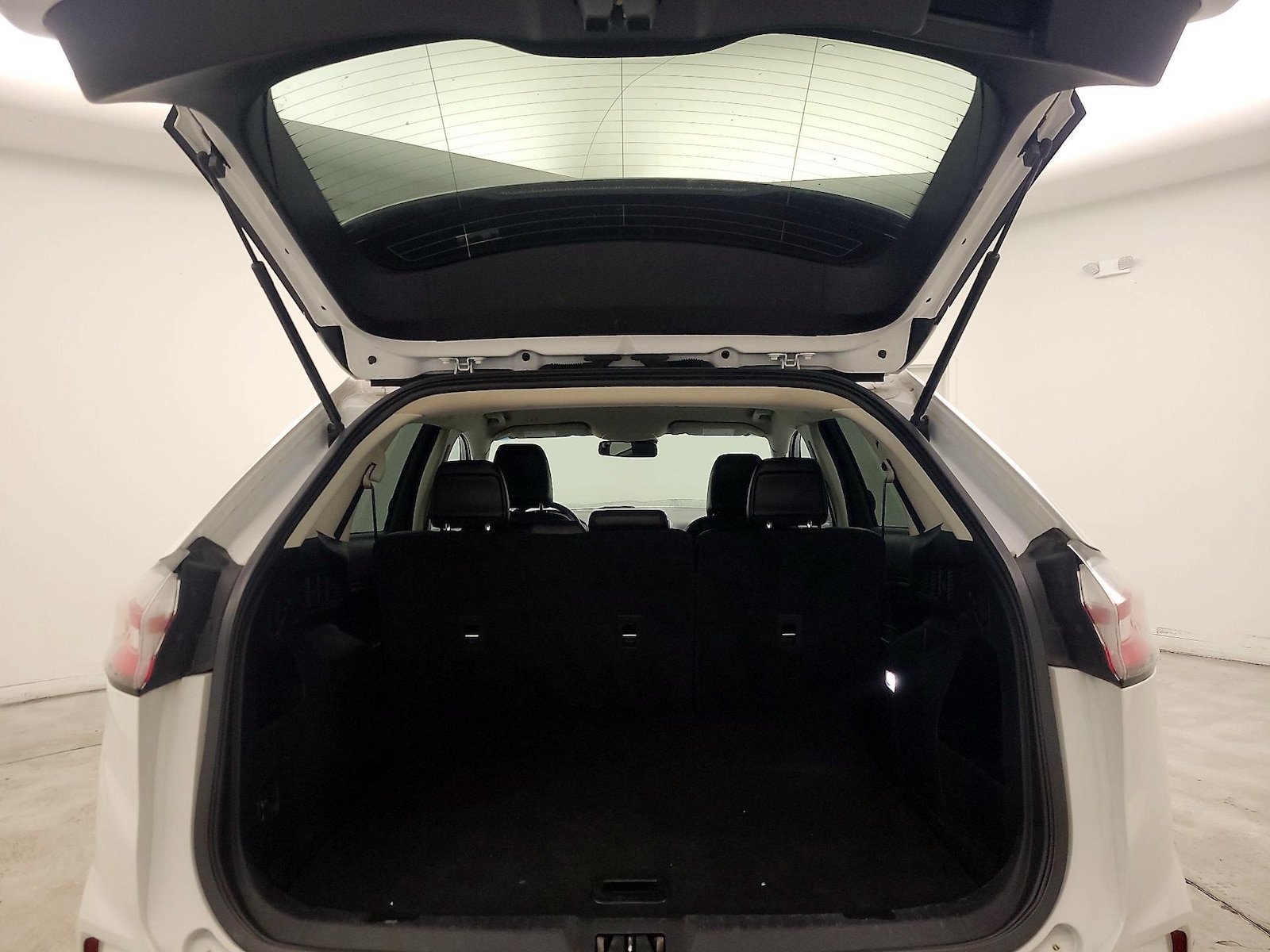 2022 Ford Edge SEL - Photo 19