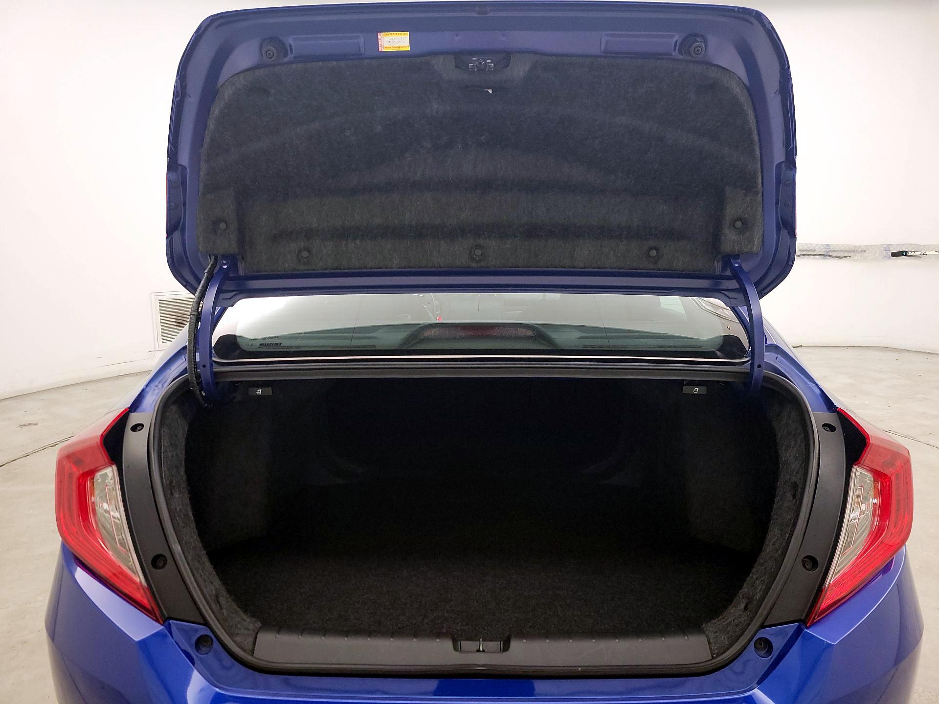 Thumbnail: 2019 Honda Civic - 17