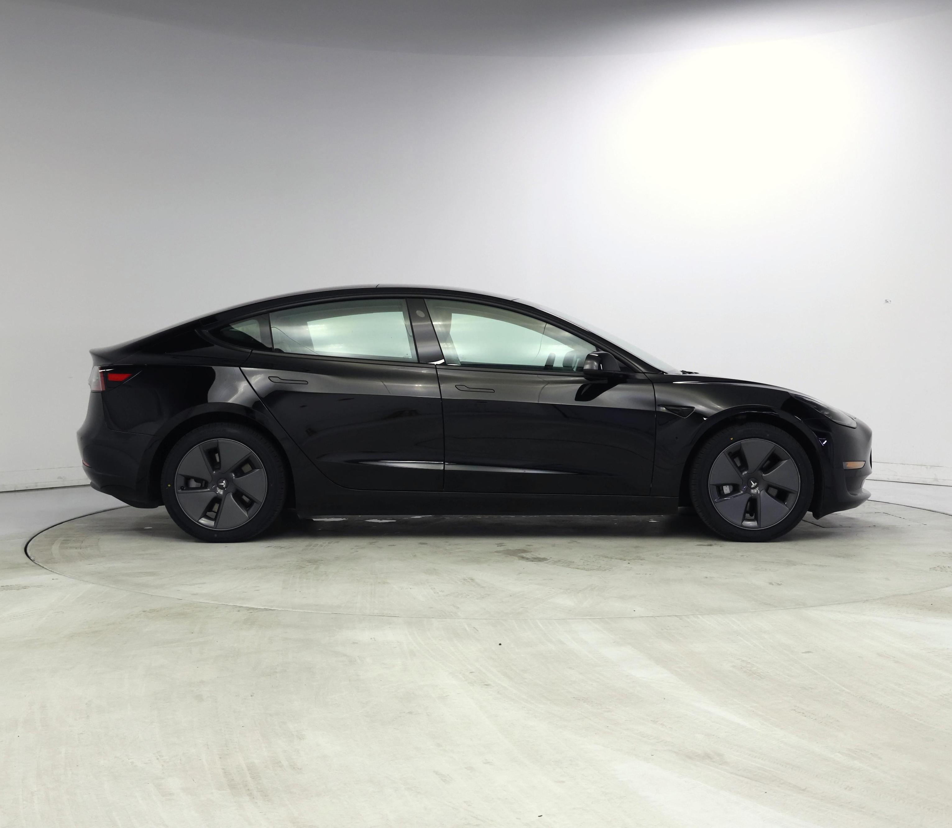 Thumbnail: 2021 Tesla Model 3 - 7