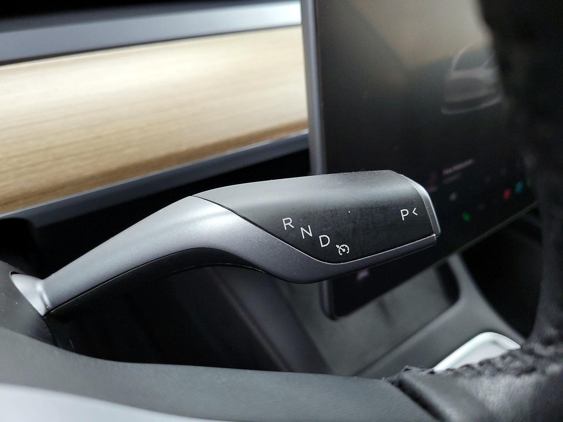 Thumbnail: 2023 Tesla Model 3 - 17