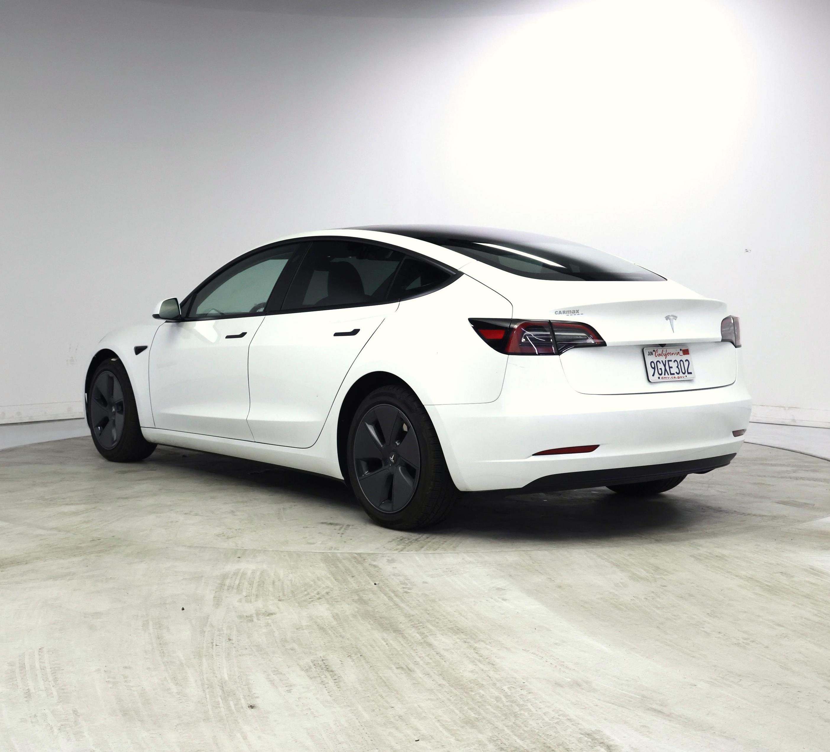 Thumbnail: 2023 Tesla Model 3 - 2