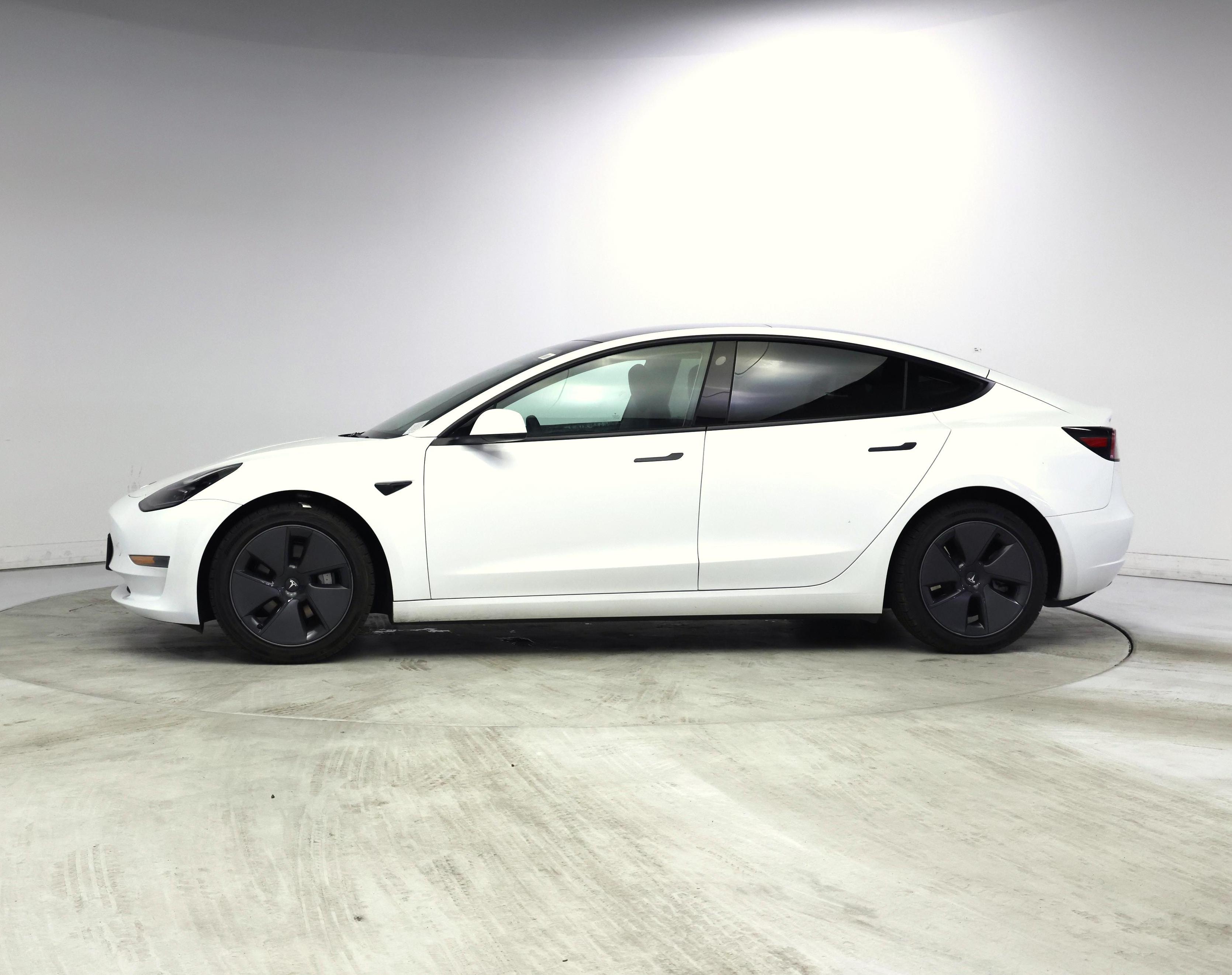 Thumbnail: 2023 Tesla Model 3 - 3