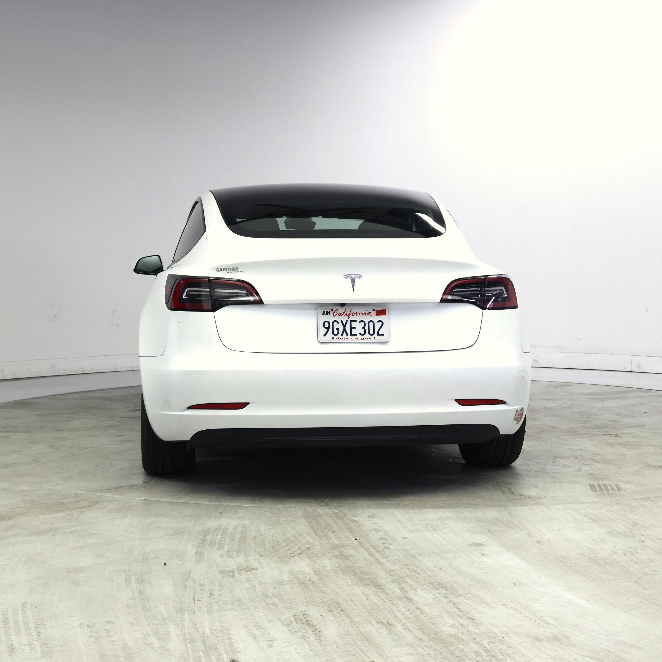 Thumbnail: 2023 Tesla Model 3 - 6