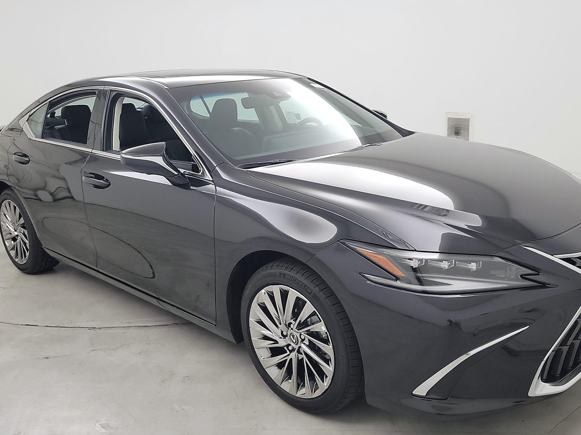 Thumbnail: 2025 Lexus ES - 1