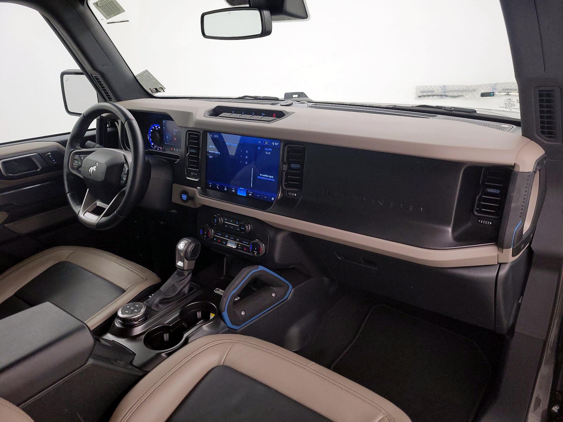 Thumbnail: 2022 Ford Bronco - 8