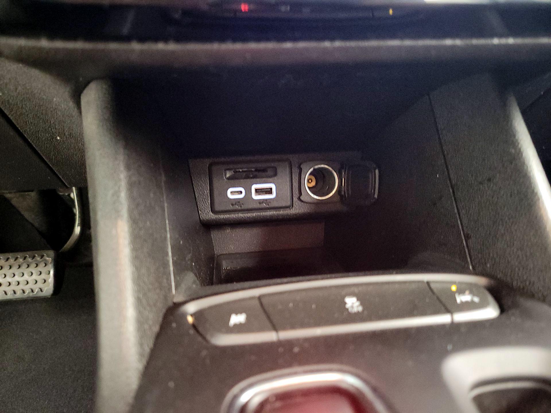 Thumbnail: 2023 Chevrolet Bolt EV - 18