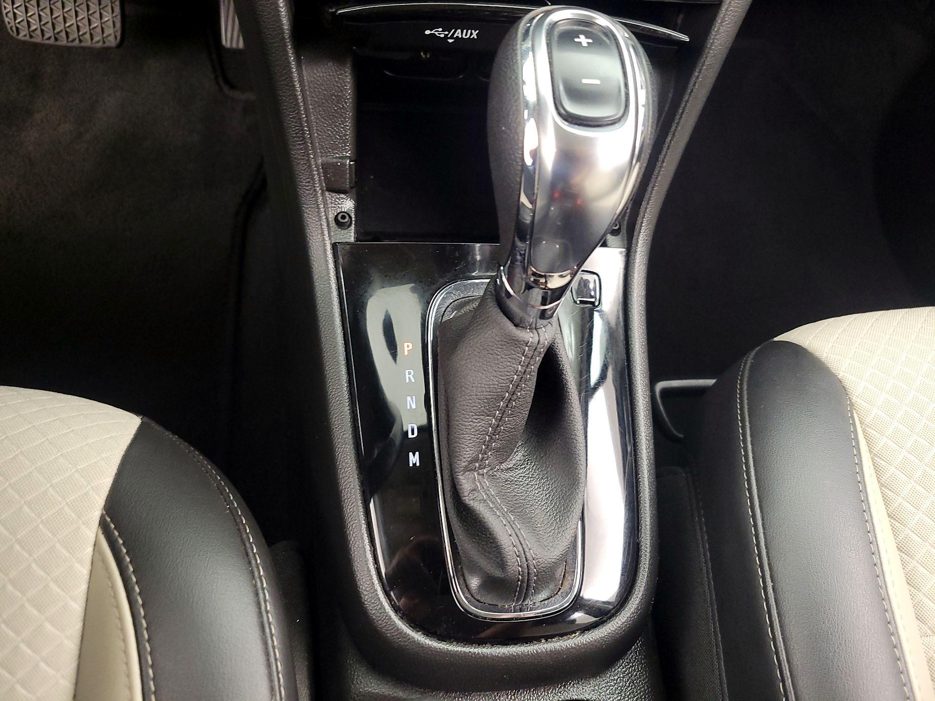 Thumbnail: 2018 Buick Encore - 15