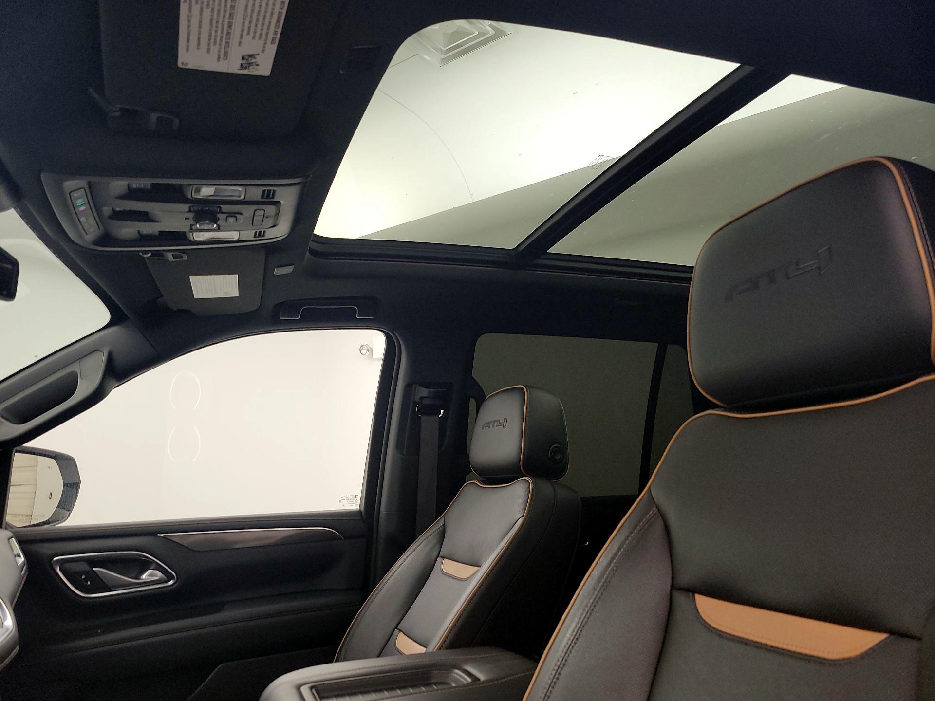 Thumbnail: 2022 GMC Yukon - 17