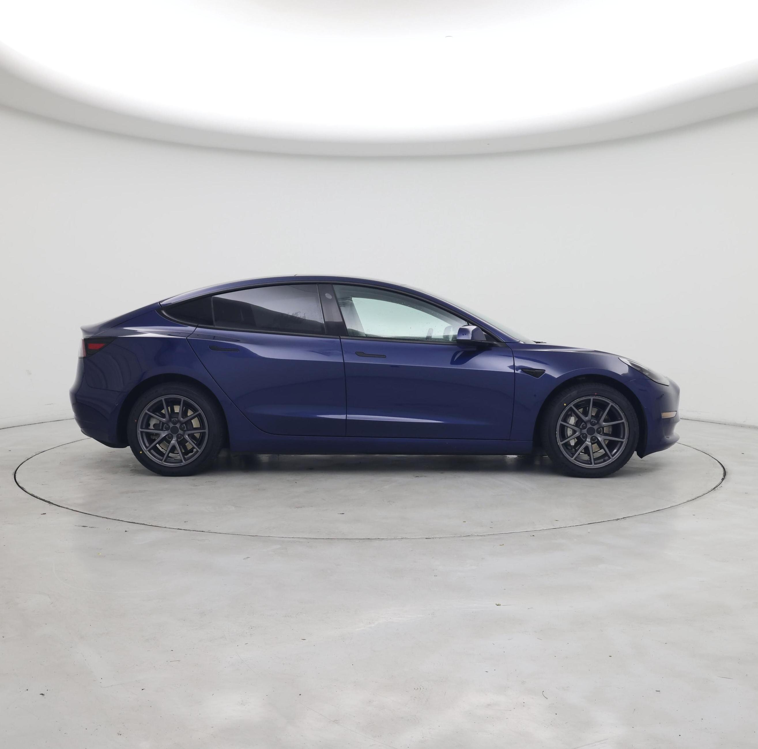 Thumbnail: 2022 Tesla Model 3 - 7