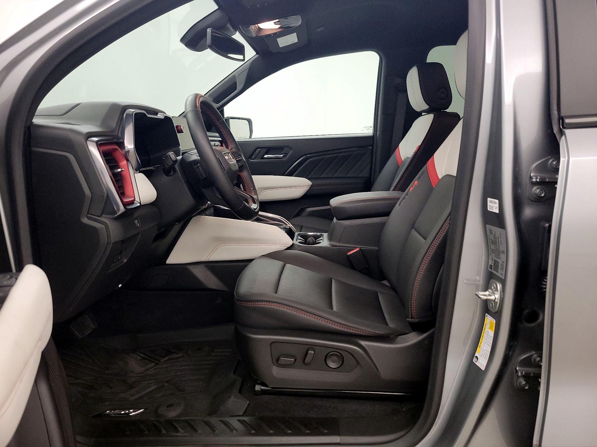 Thumbnail: 2024 GMC Canyon - 9