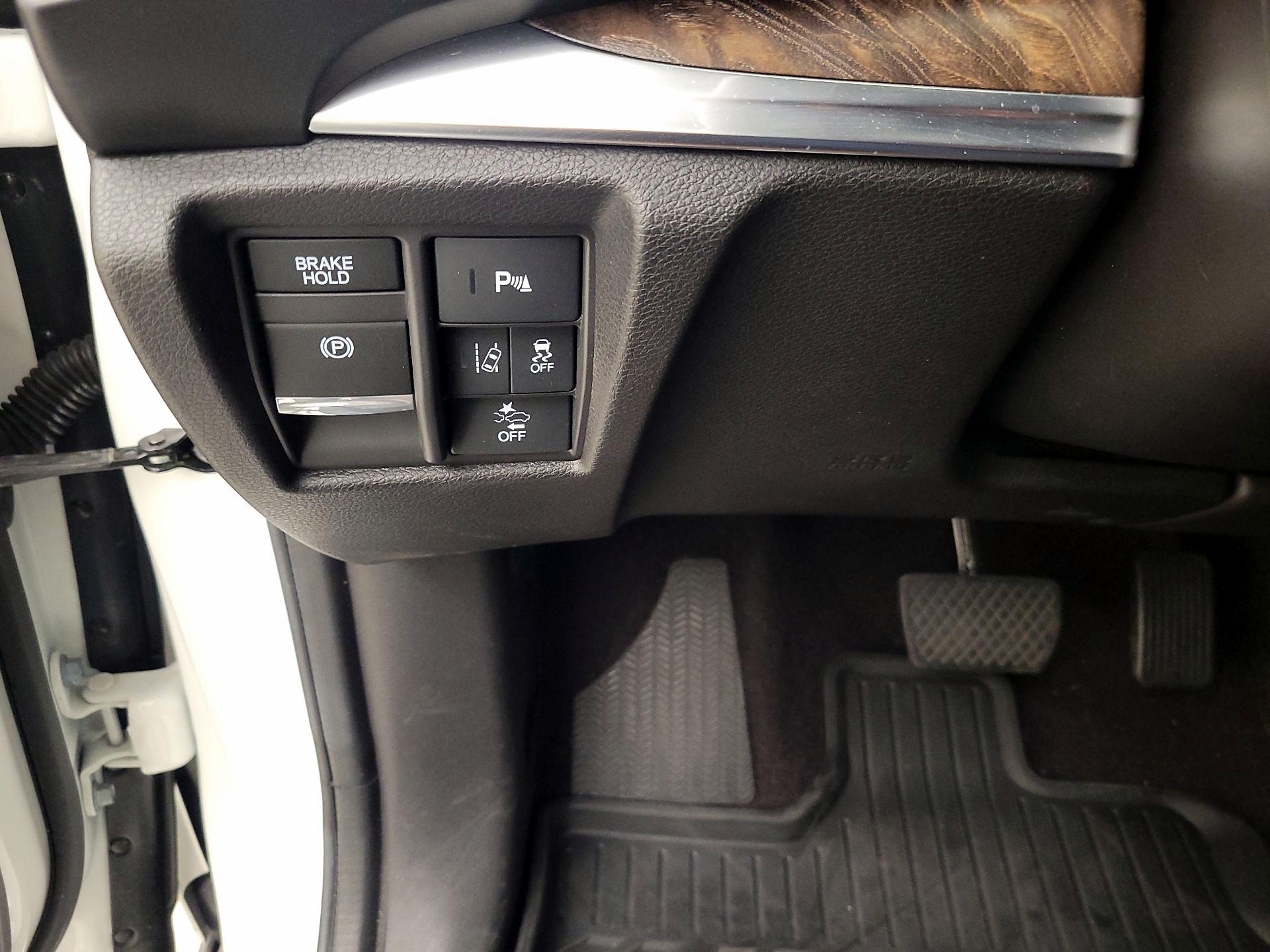 Thumbnail: 2019 Acura MDX - 13