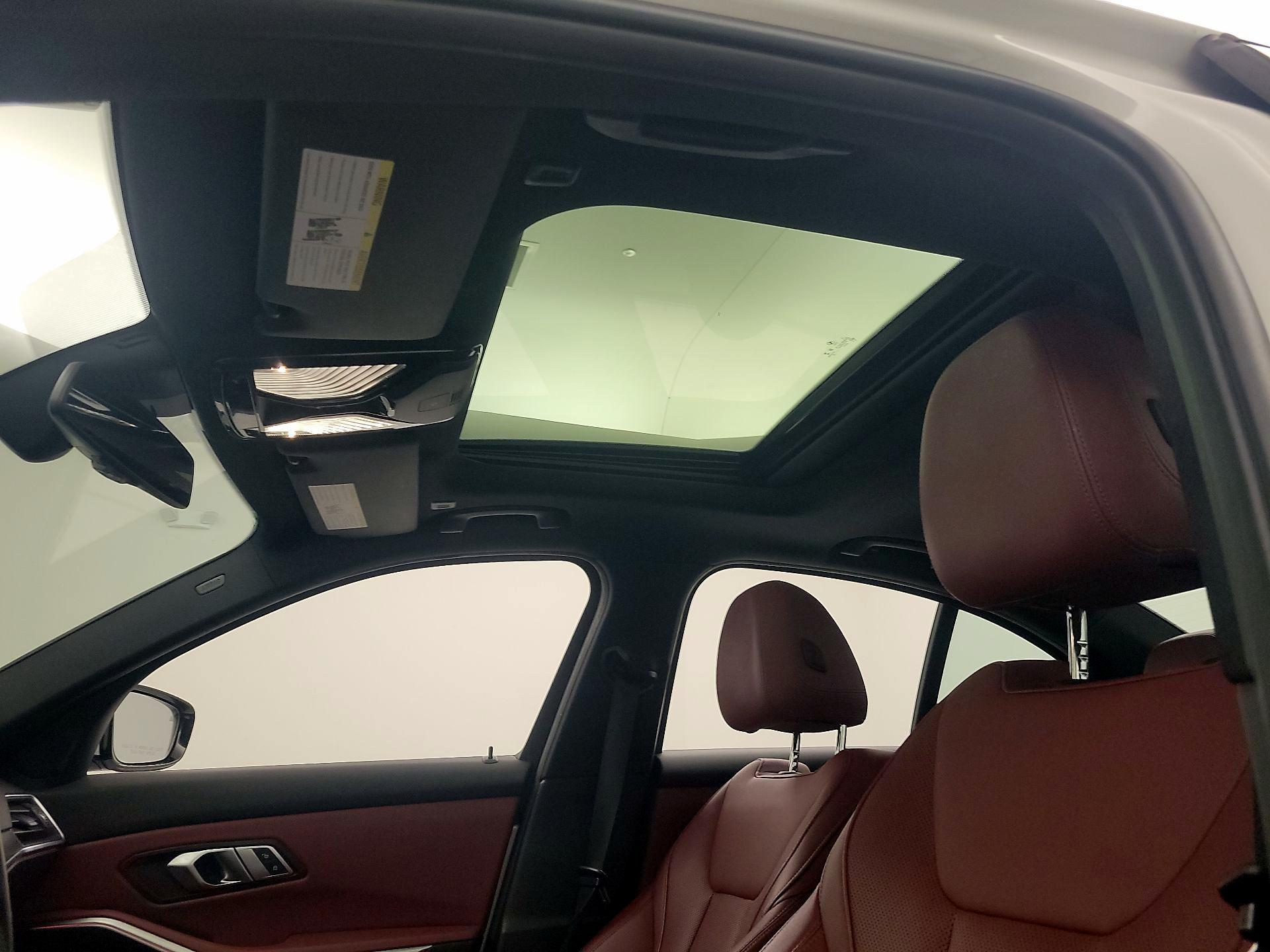Thumbnail: 2022 BMW 3 Series - 20