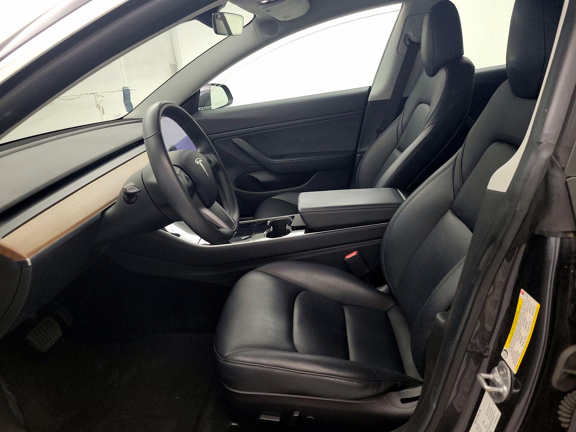 Thumbnail: 2019 Tesla Model 3 - 9