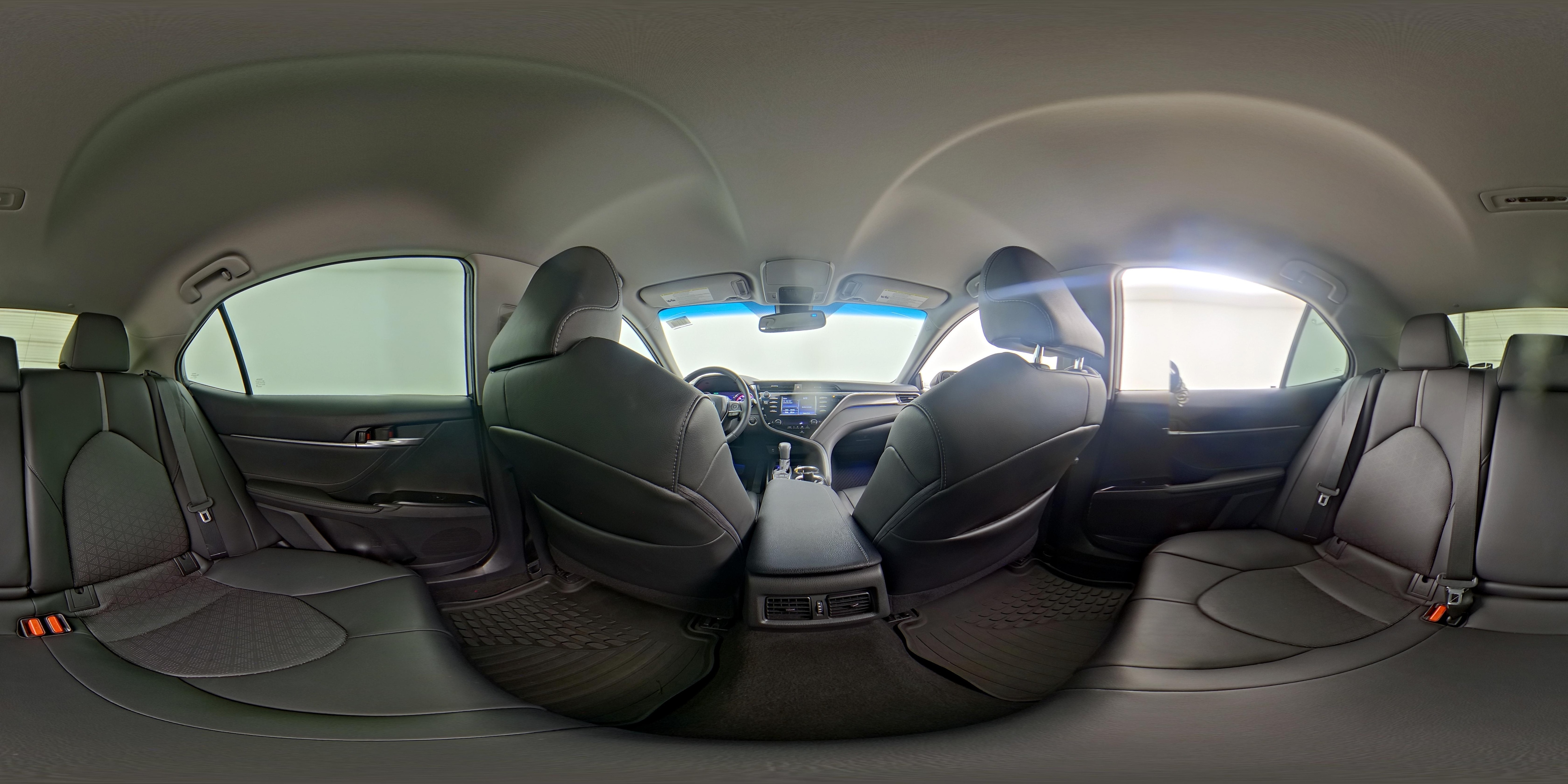 2018 Toyota Camry XSE - Photo 23