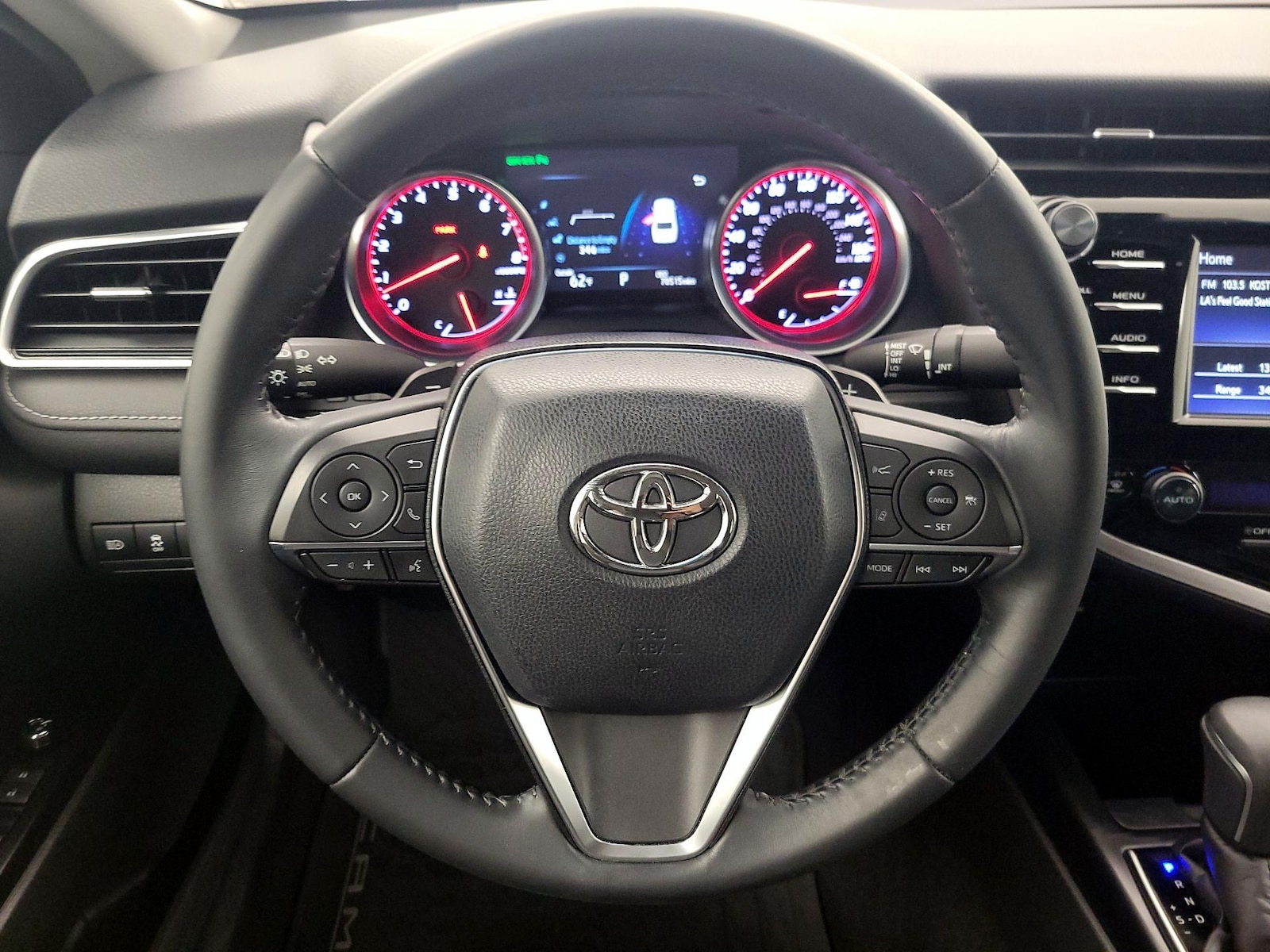 2018 Toyota Camry XSE - Photo 9