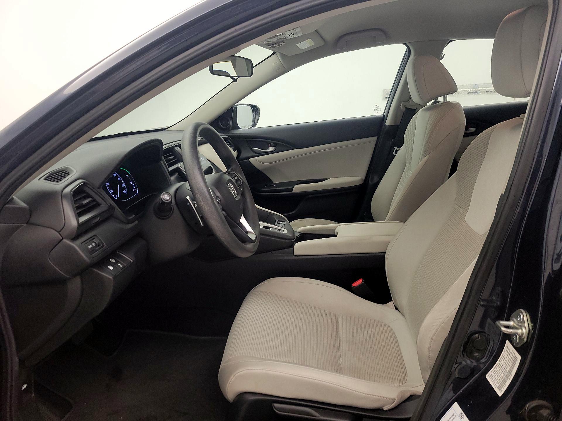 Thumbnail: 2019 Honda Insight - 11