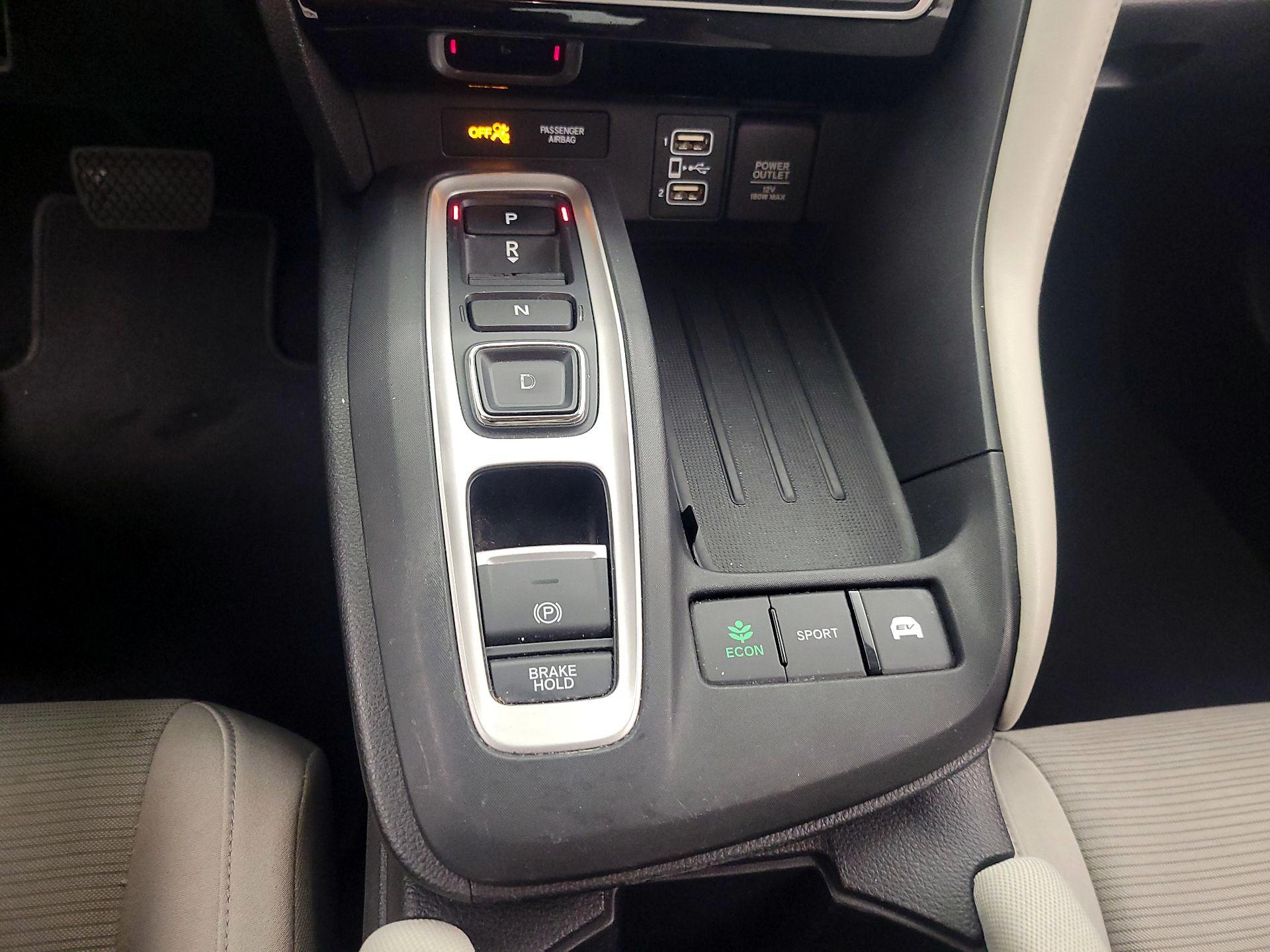 Thumbnail: 2019 Honda Insight - 17