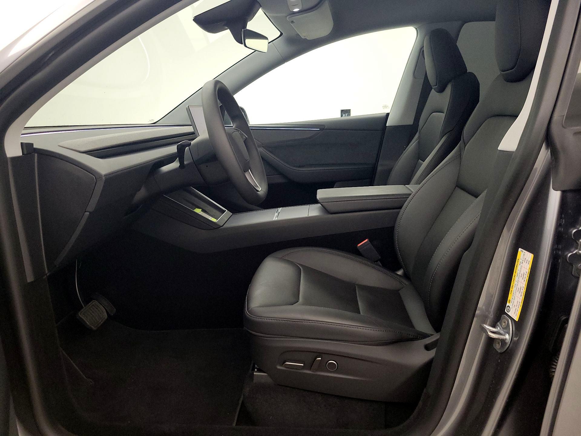 Thumbnail: 2026 Tesla Model Y - 9
