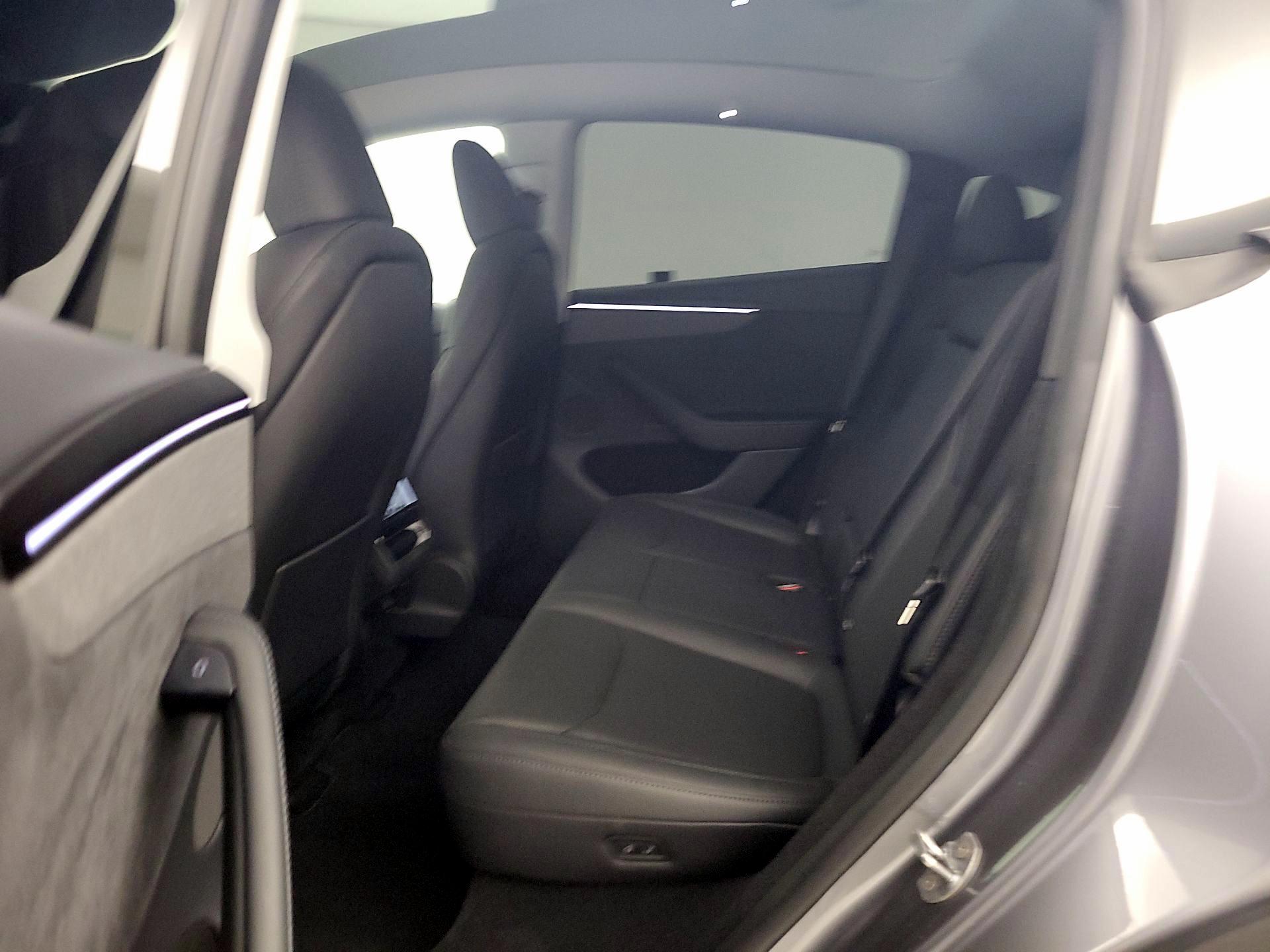 Thumbnail: 2026 Tesla Model Y - 16