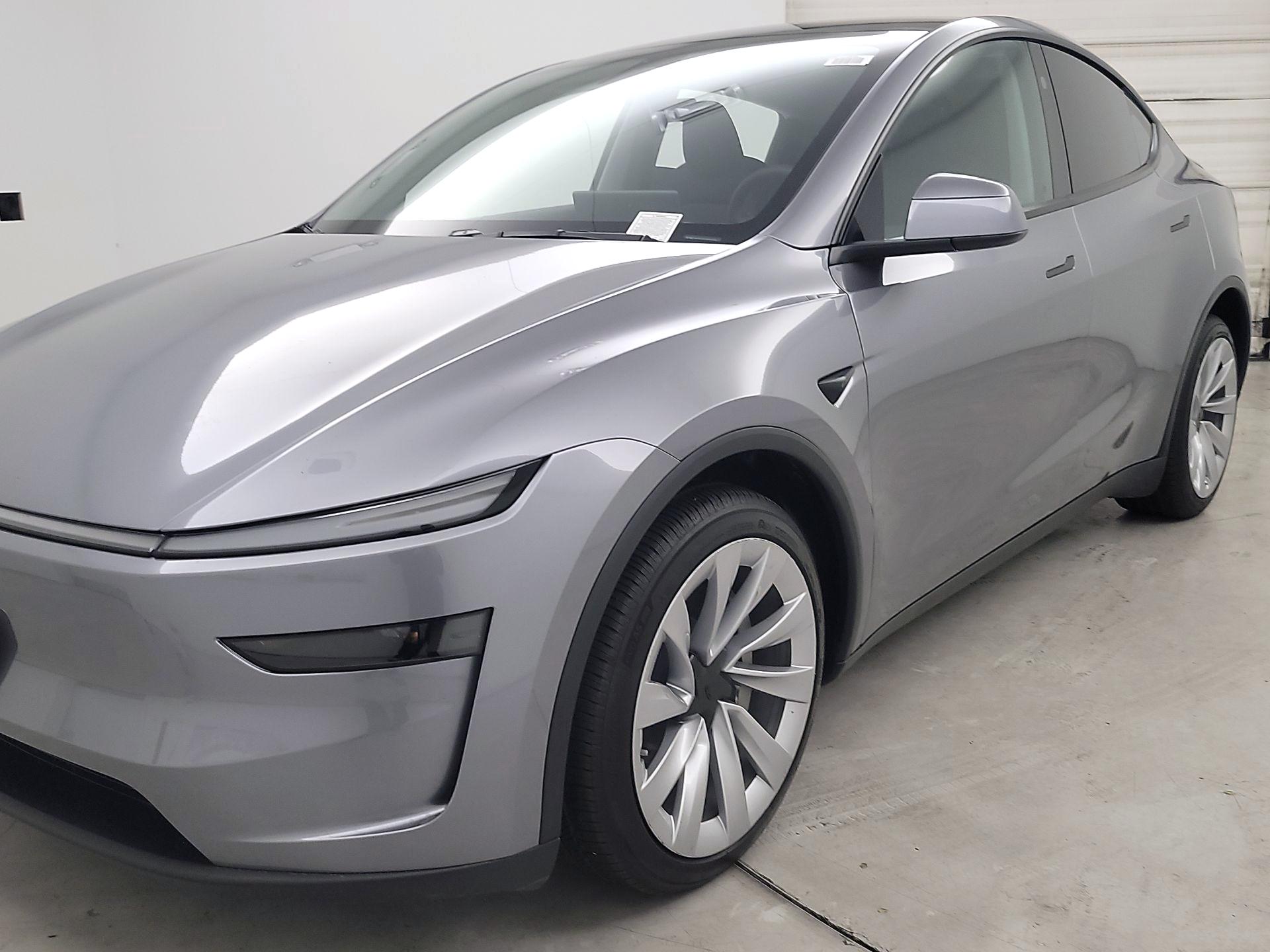 Thumbnail: 2026 Tesla Model Y - 3
