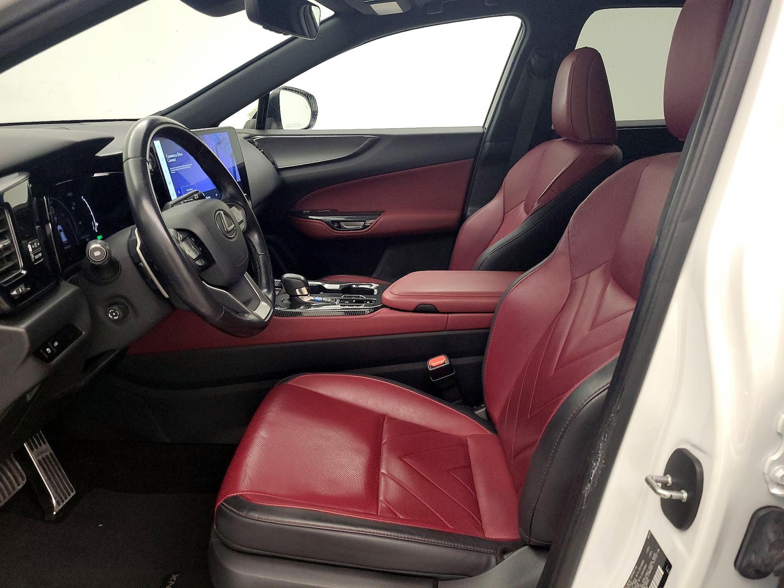 2022 Lexus NX Hybrid 350h - Photo 12