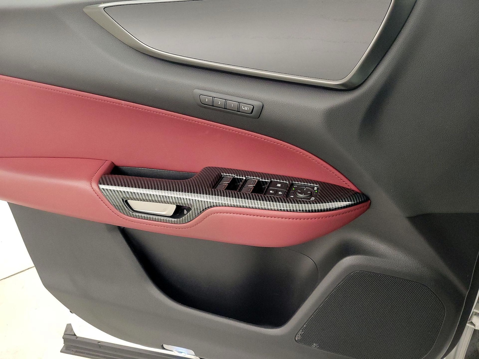 2022 Lexus NX Hybrid 350h - Photo 13