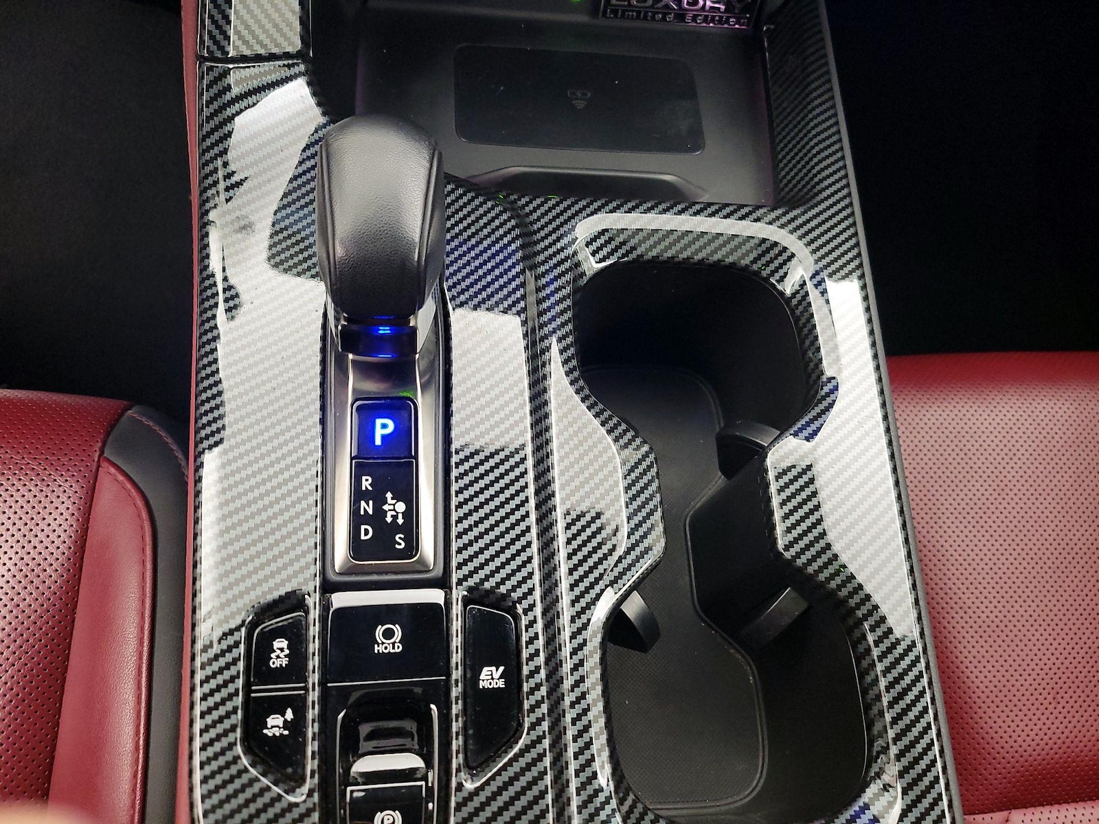 2022 Lexus NX Hybrid 350h - Photo 18