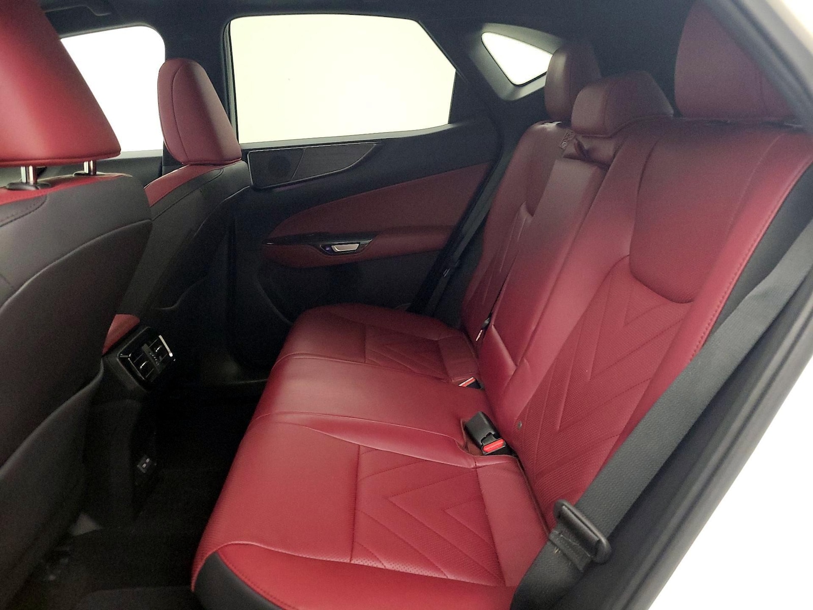 2022 Lexus NX Hybrid 350h - Photo 21