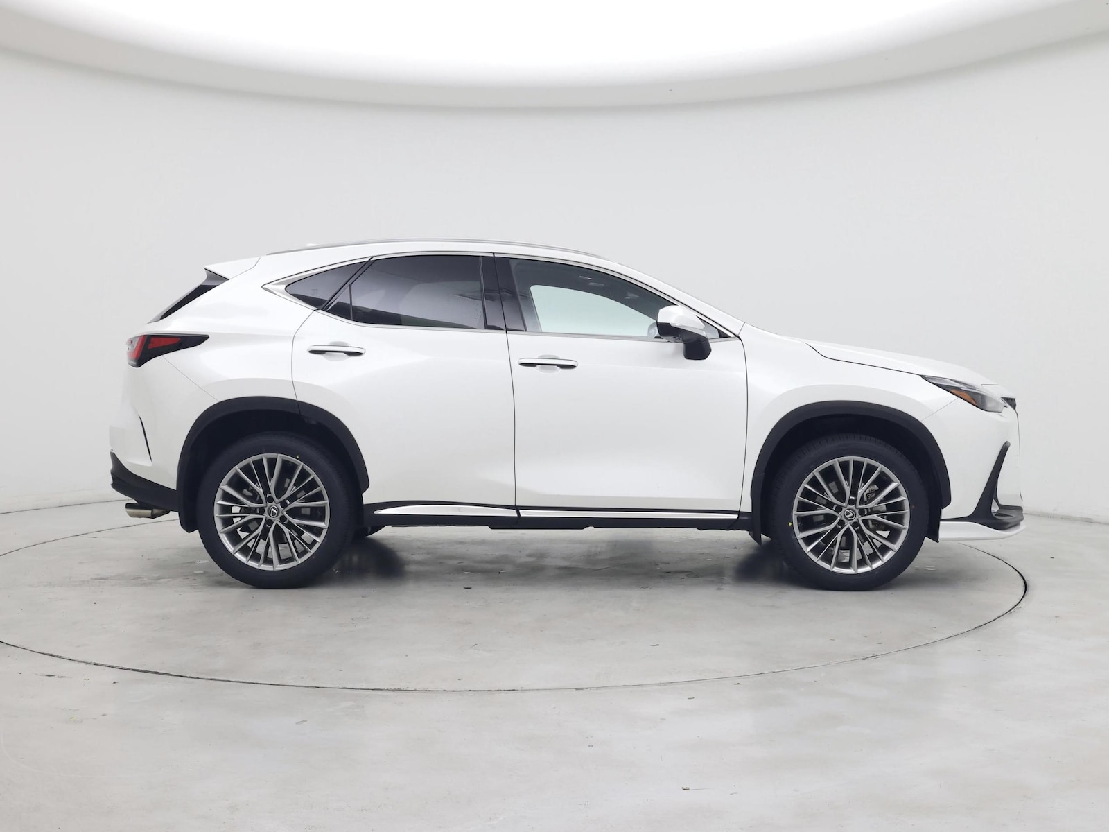 2022 Lexus NX Hybrid 350h - Photo 8