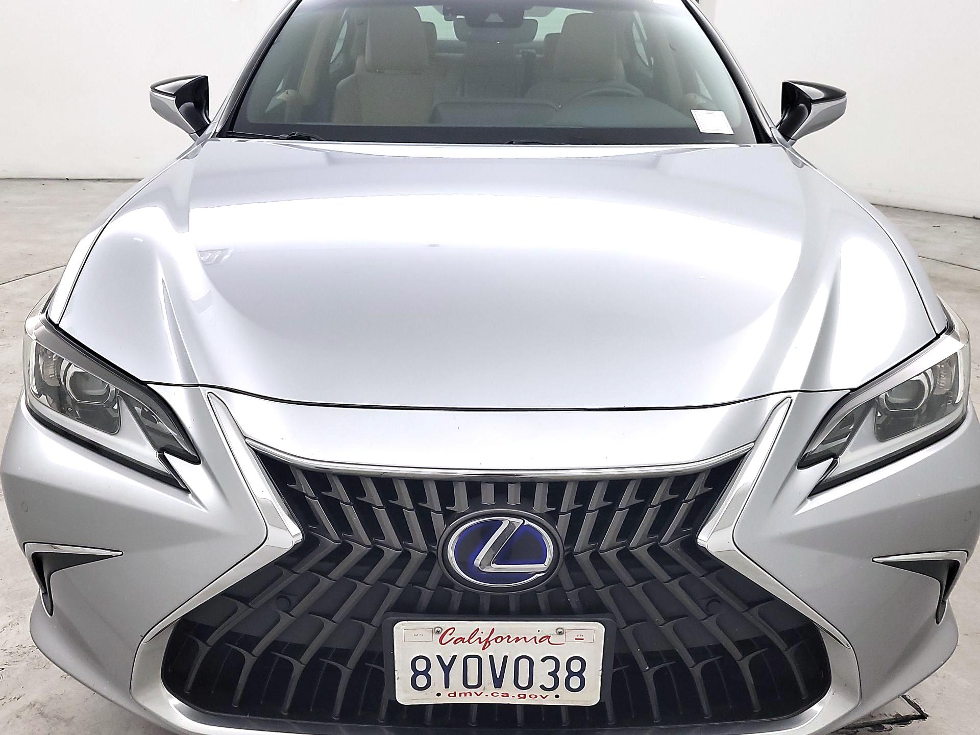 Thumbnail: 2022 Lexus ES - 2