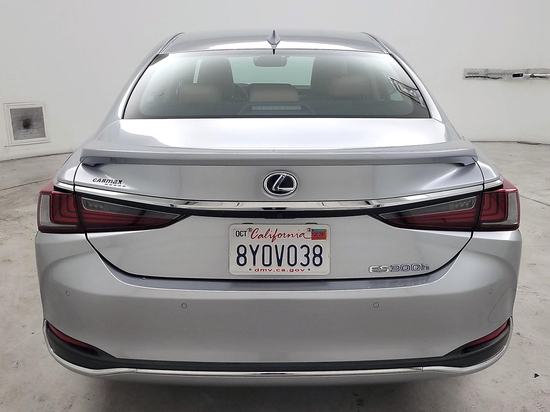 Thumbnail: 2022 Lexus ES - 6