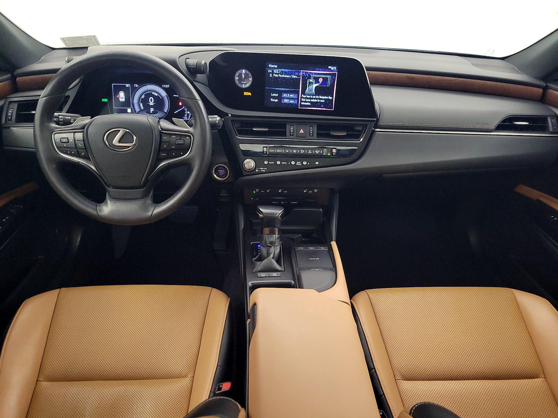 Thumbnail: 2022 Lexus ES - 8