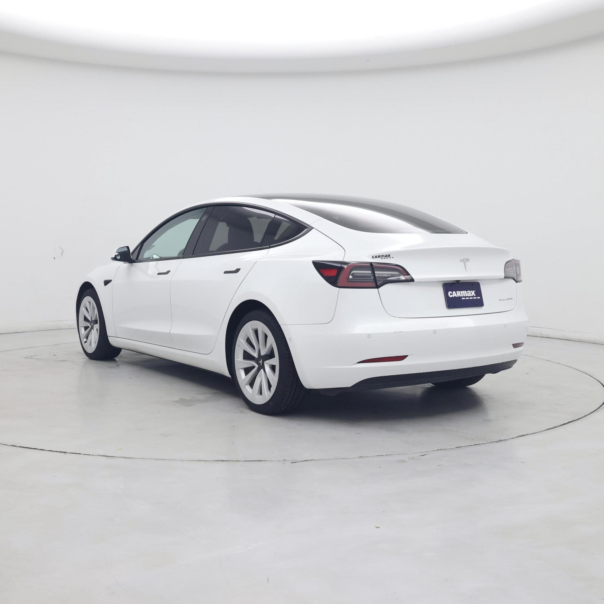 Thumbnail: 2022 Tesla Model 3 - 2