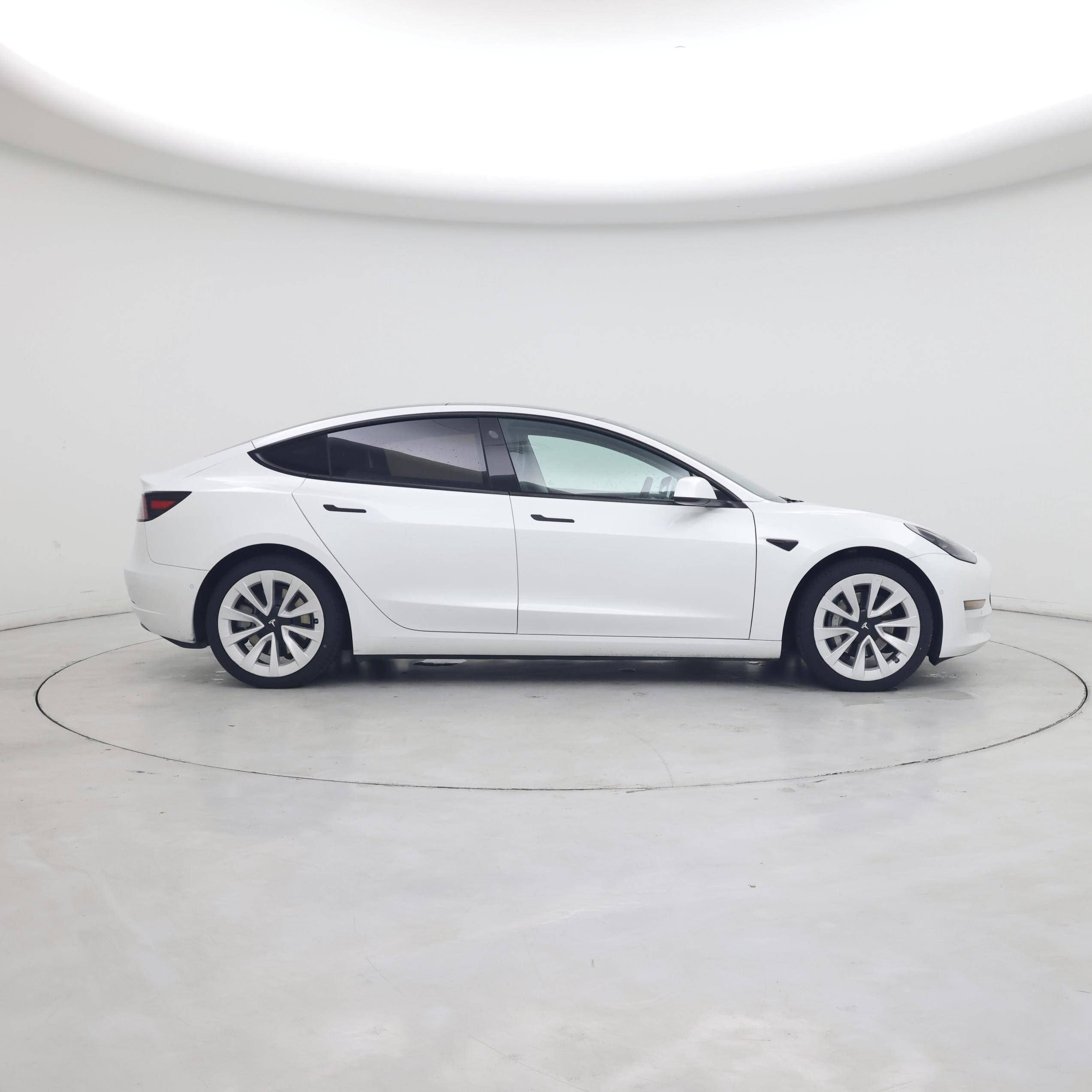 Thumbnail: 2022 Tesla Model 3 - 7
