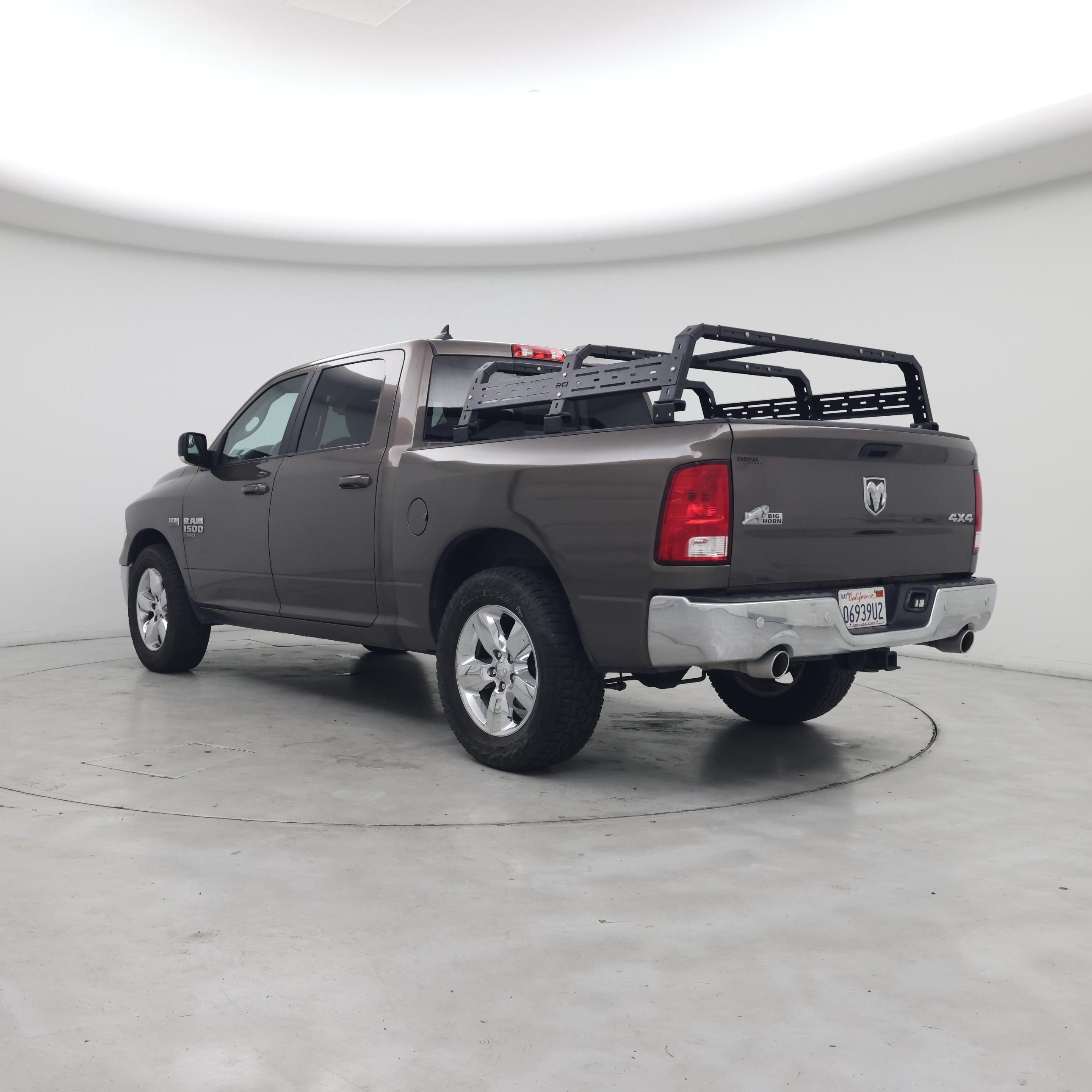 Thumbnail: 2019 RAM 1500 Classic - 2