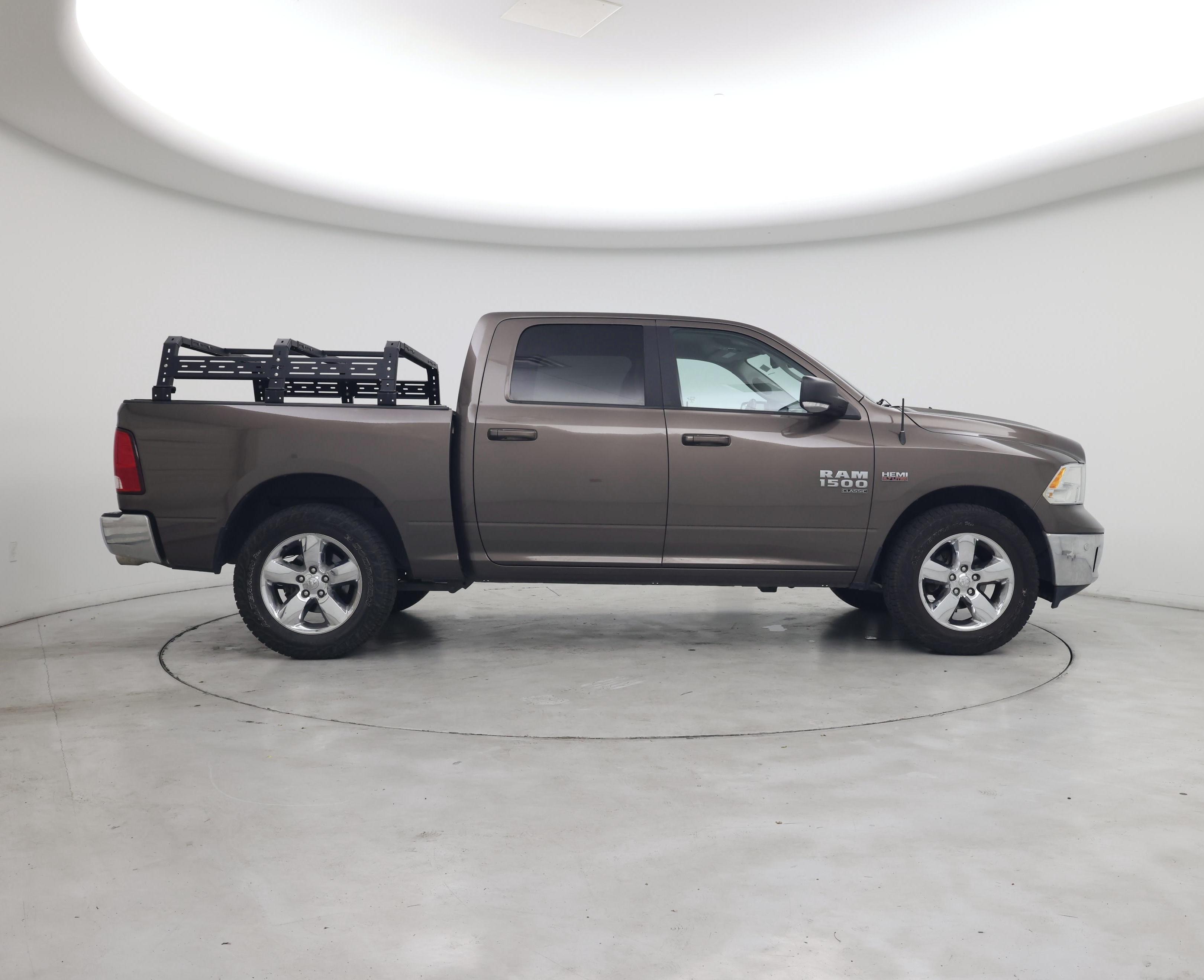 Thumbnail: 2019 RAM 1500 Classic - 7
