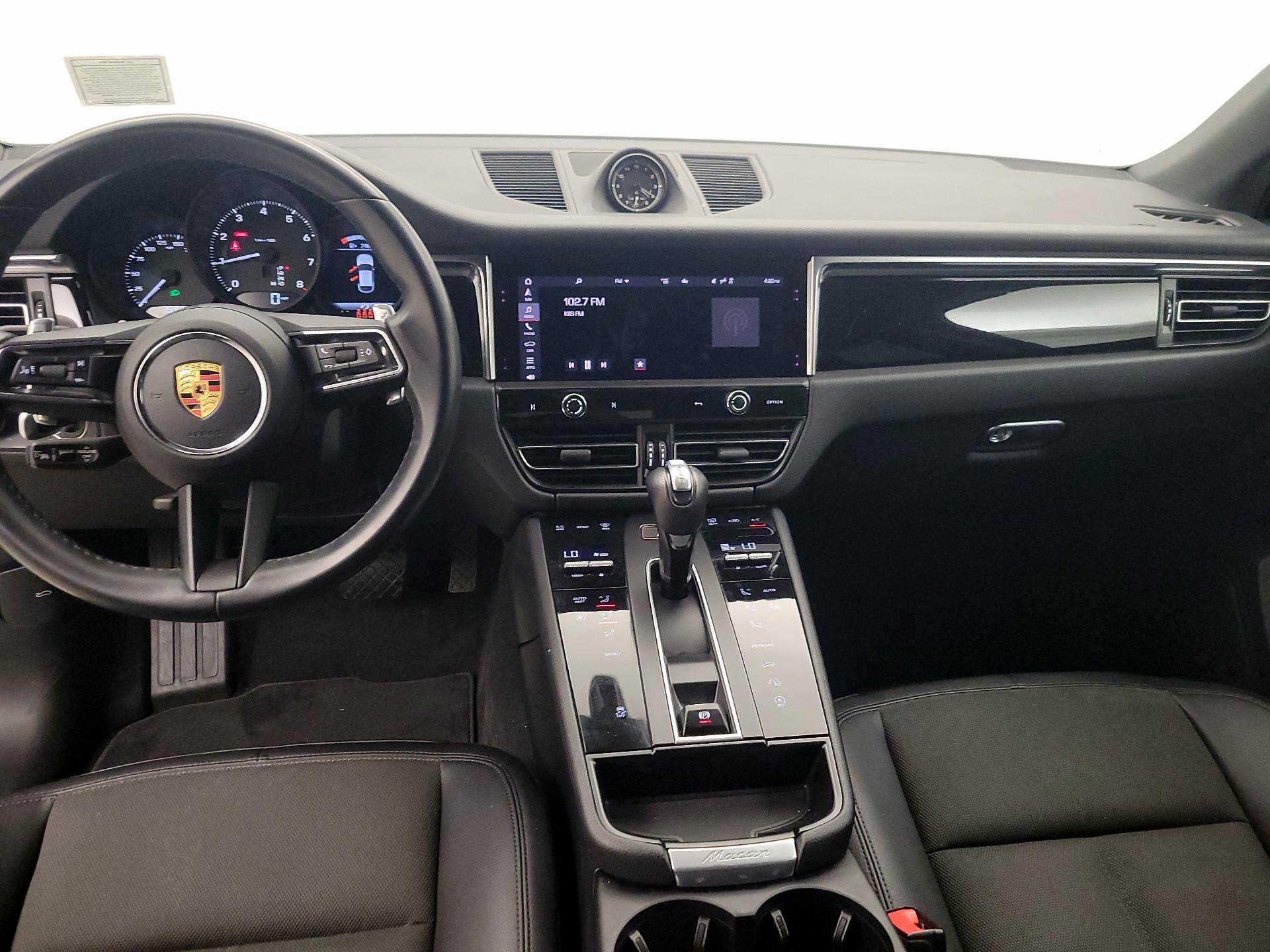 Thumbnail: 2023 Porsche Macan - 9